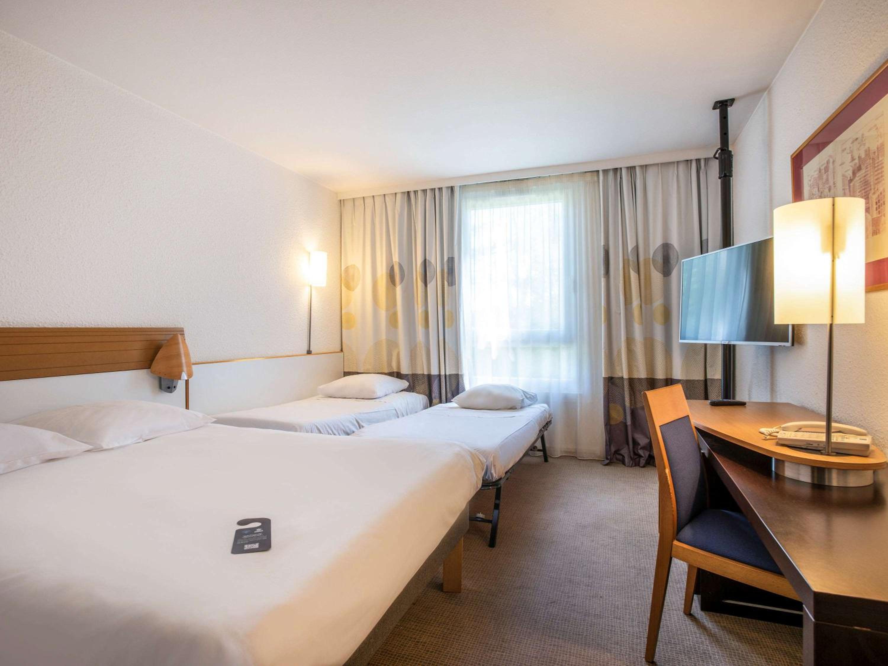 Classic Double Room with Sofa Bed photo 1