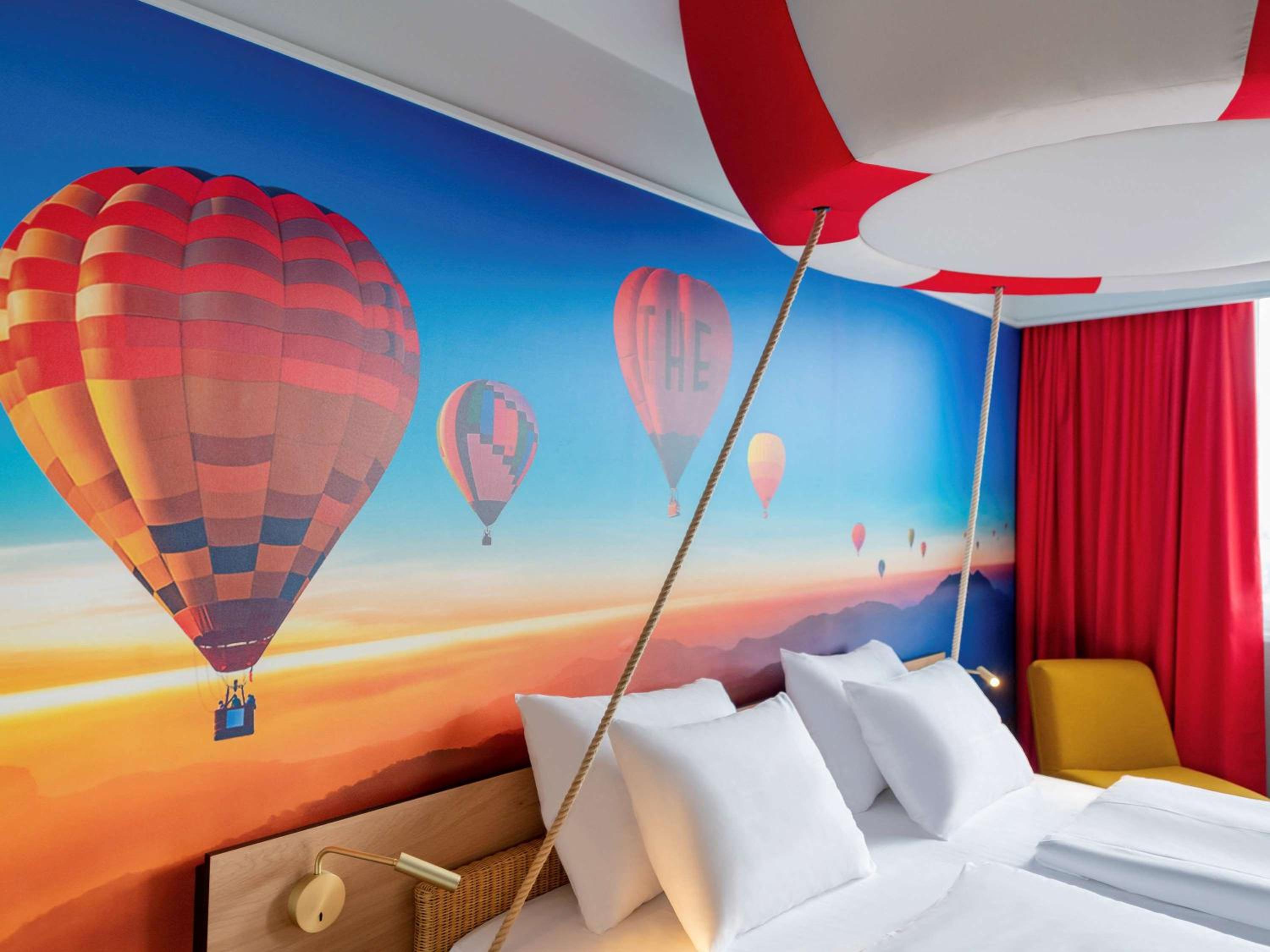 Deluxe King Room - Non Smoking - Photo 6