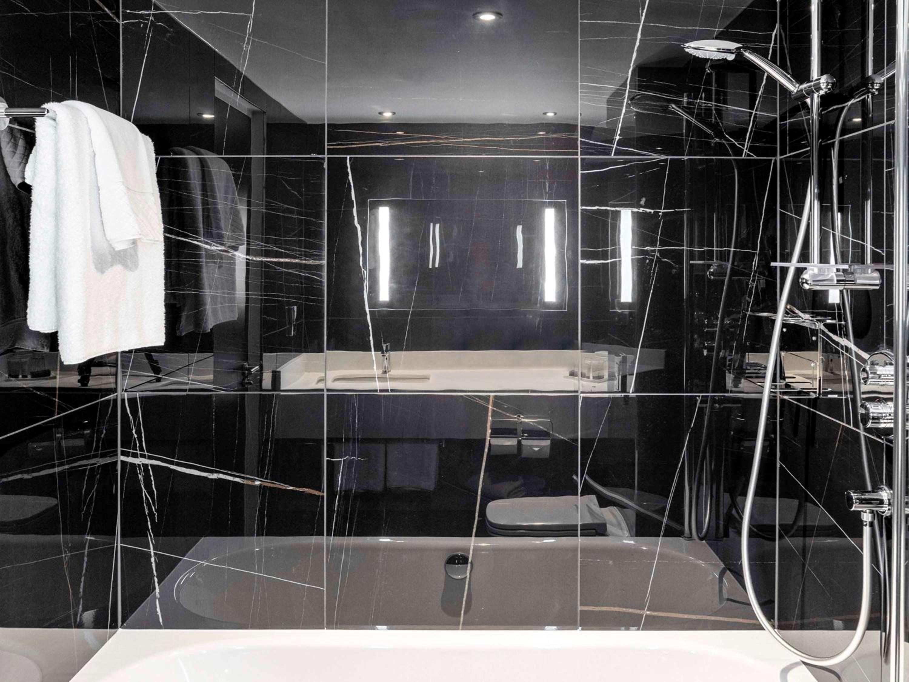 Superior Twin Room  photo 3