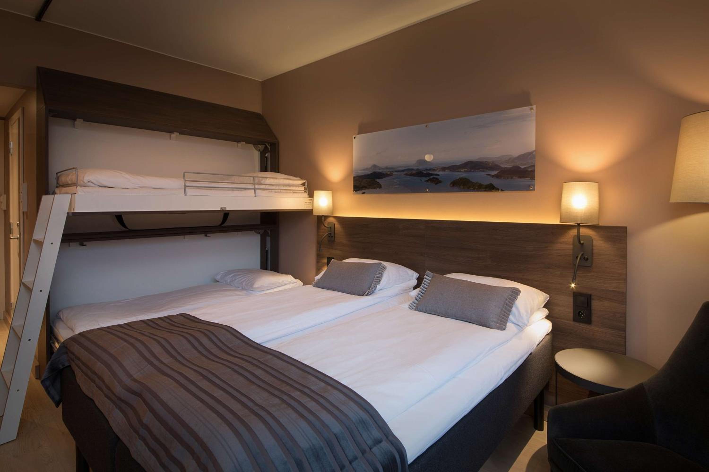 Twin Room - Photo 1