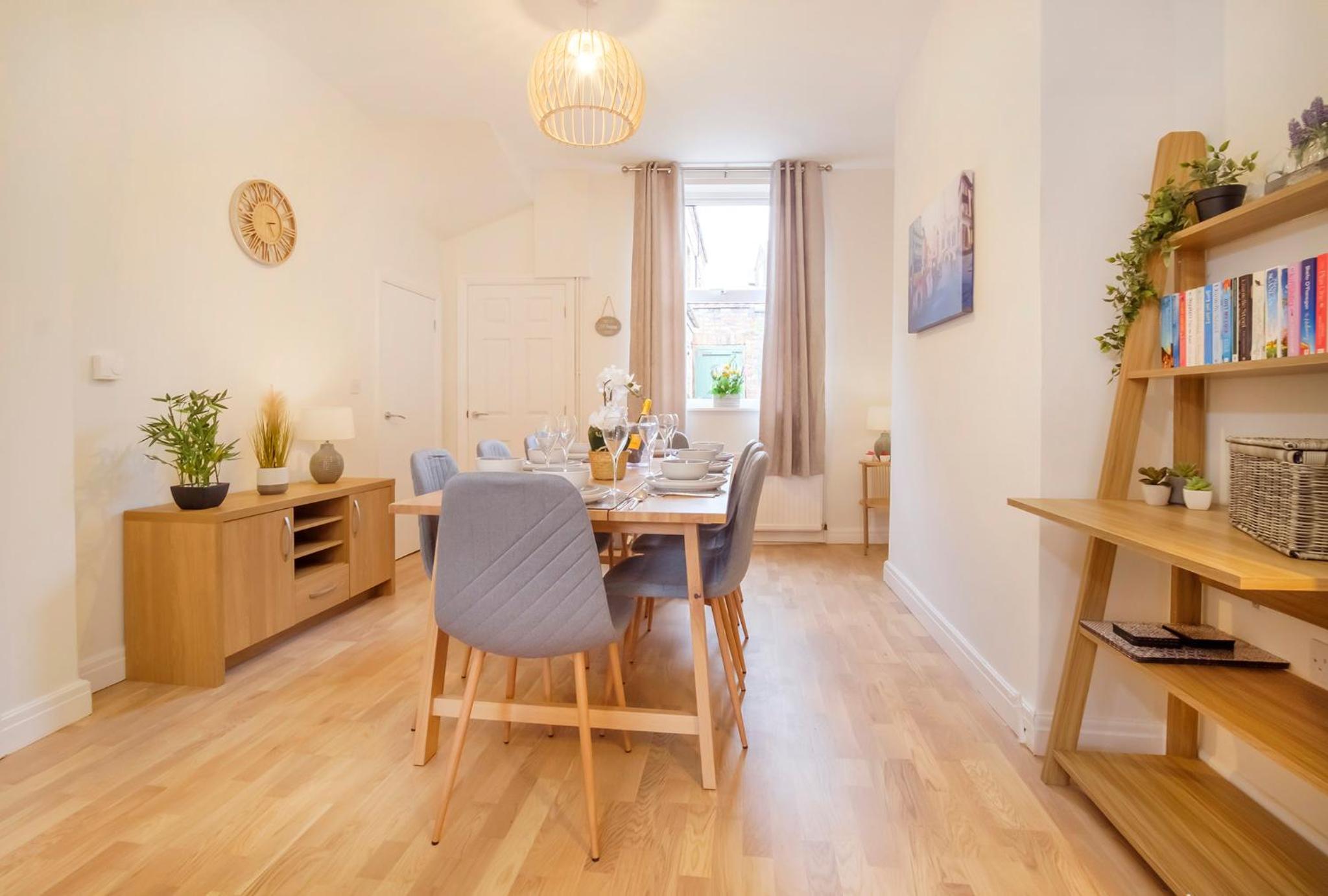 Three-Bedroom House - Photo 19