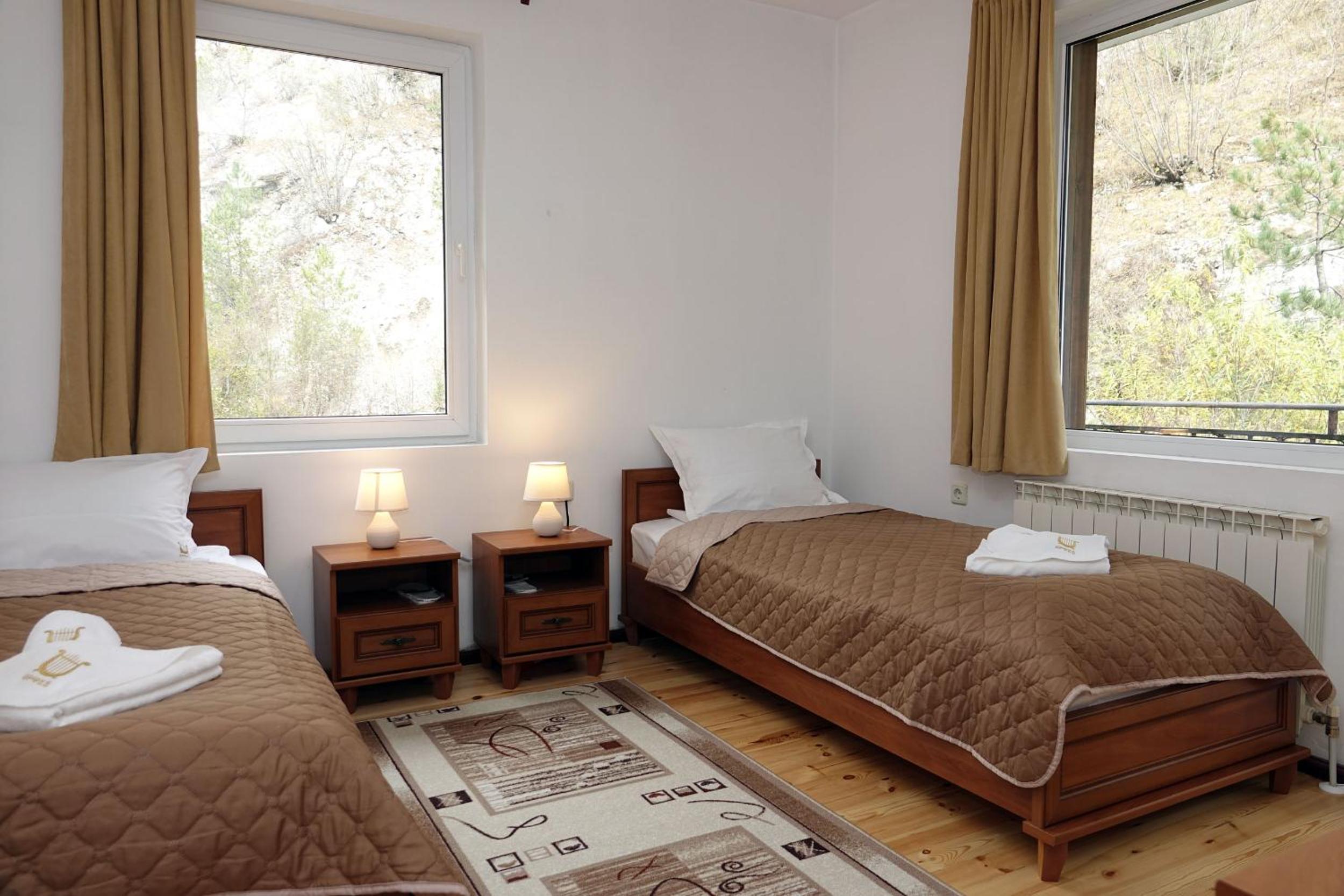 Standard Double or Twin Room photo 3