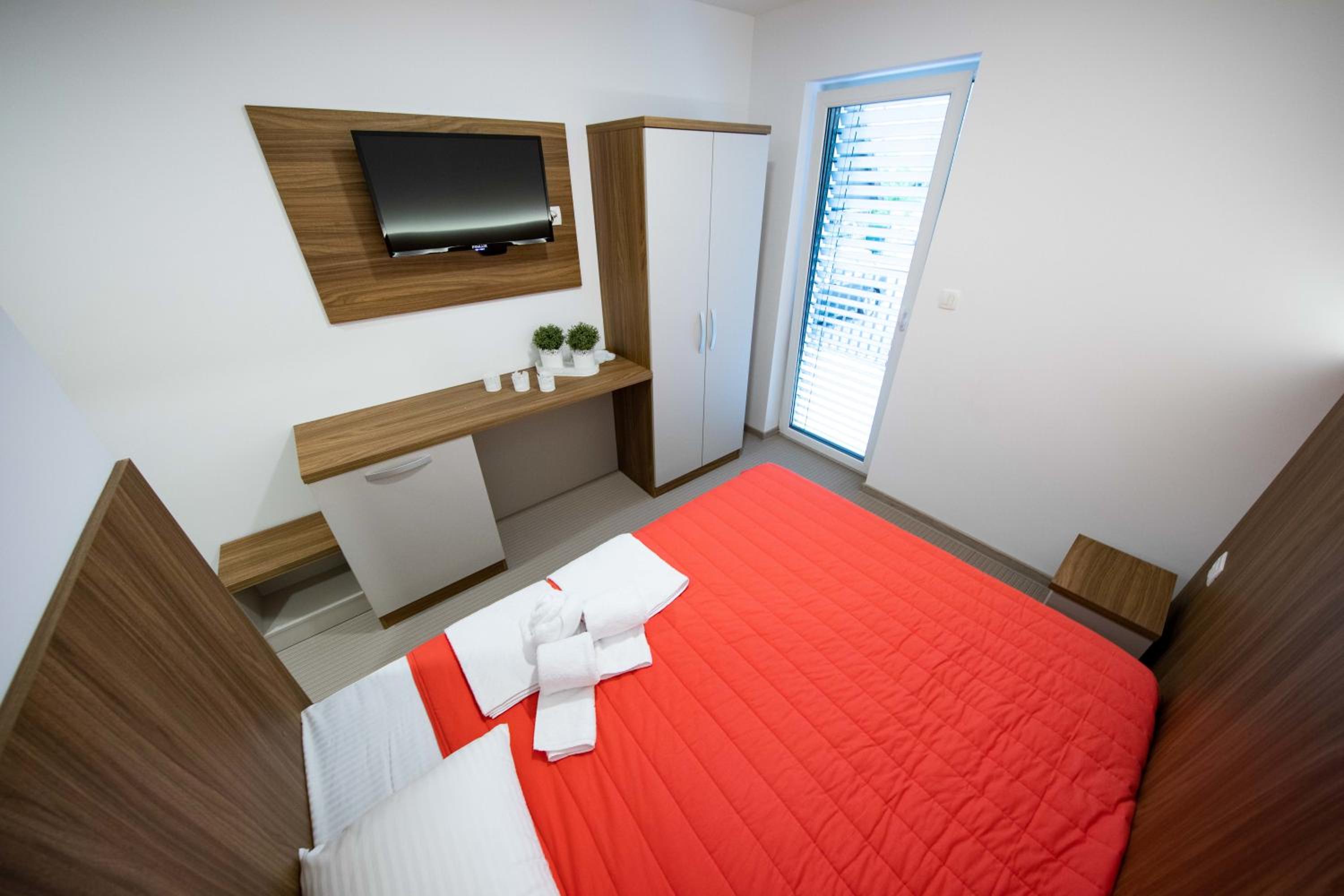 Single Room with Balcony photo 1