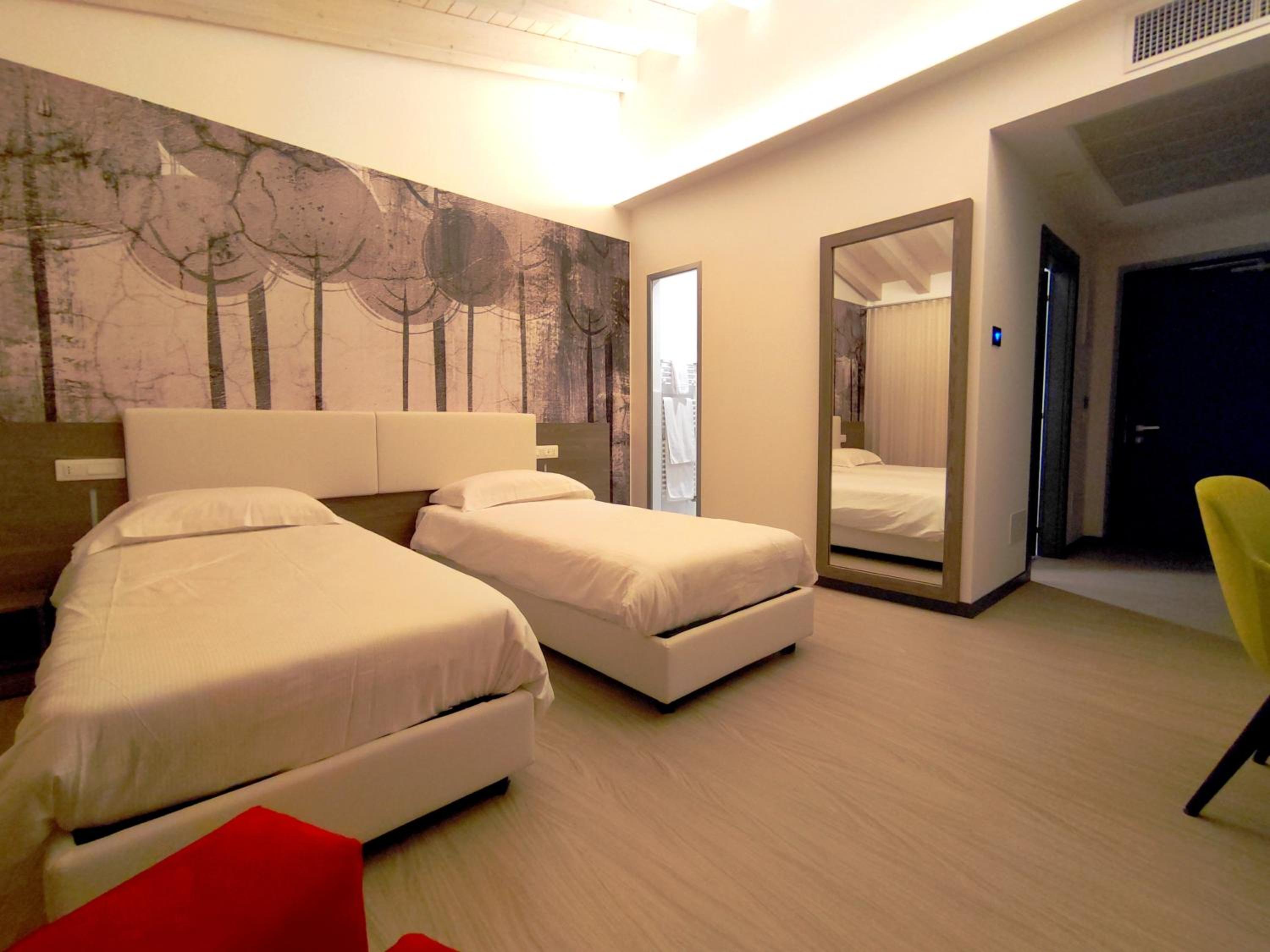 Superior Deluxe Double or Twin Room 