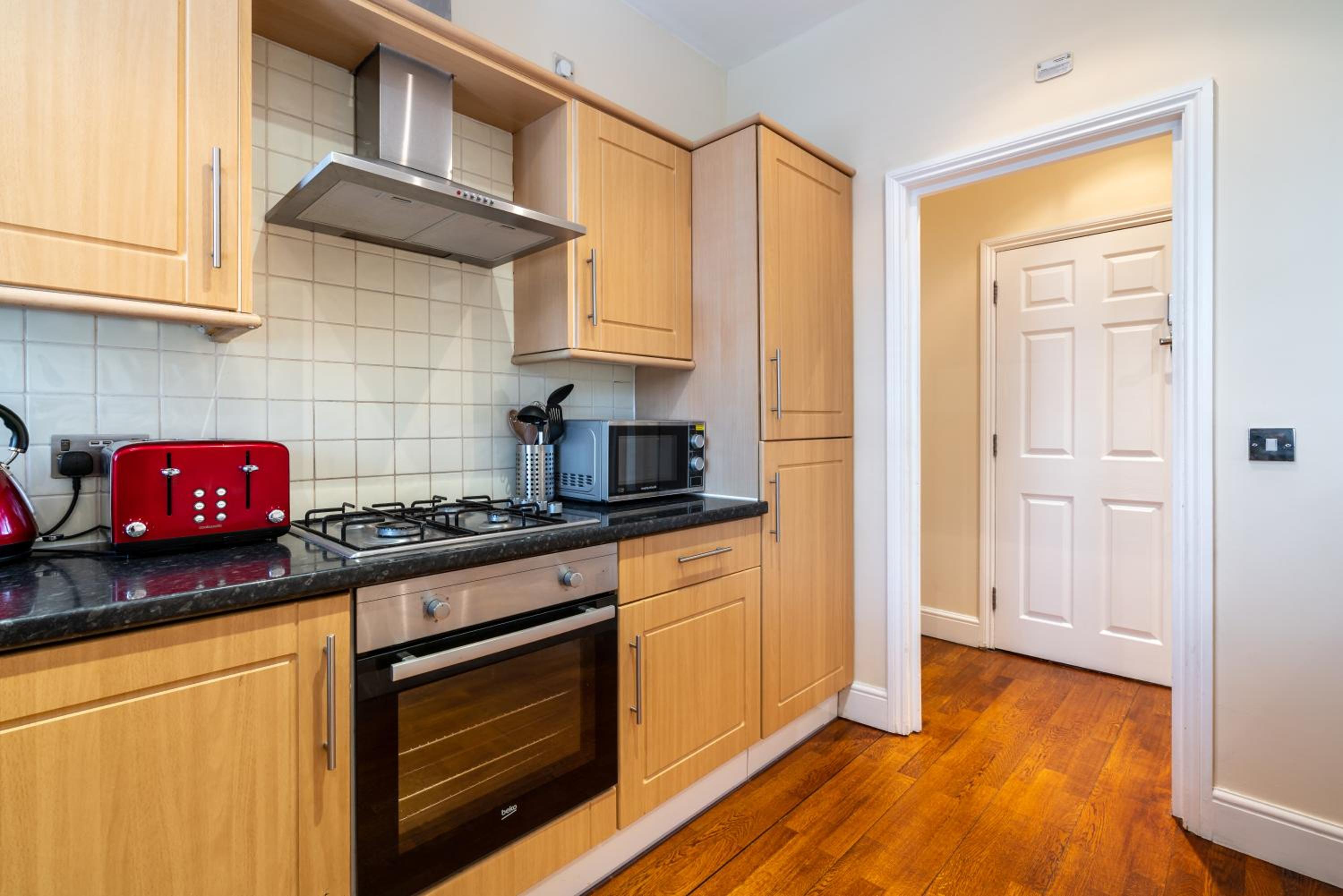 Two-Bedroom Apartment - Photo 30