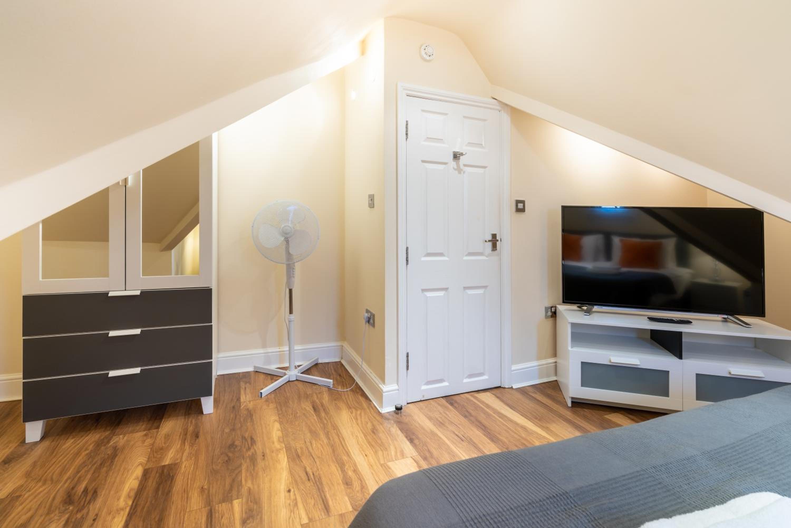 Two-Bedroom Apartment - Photo 1