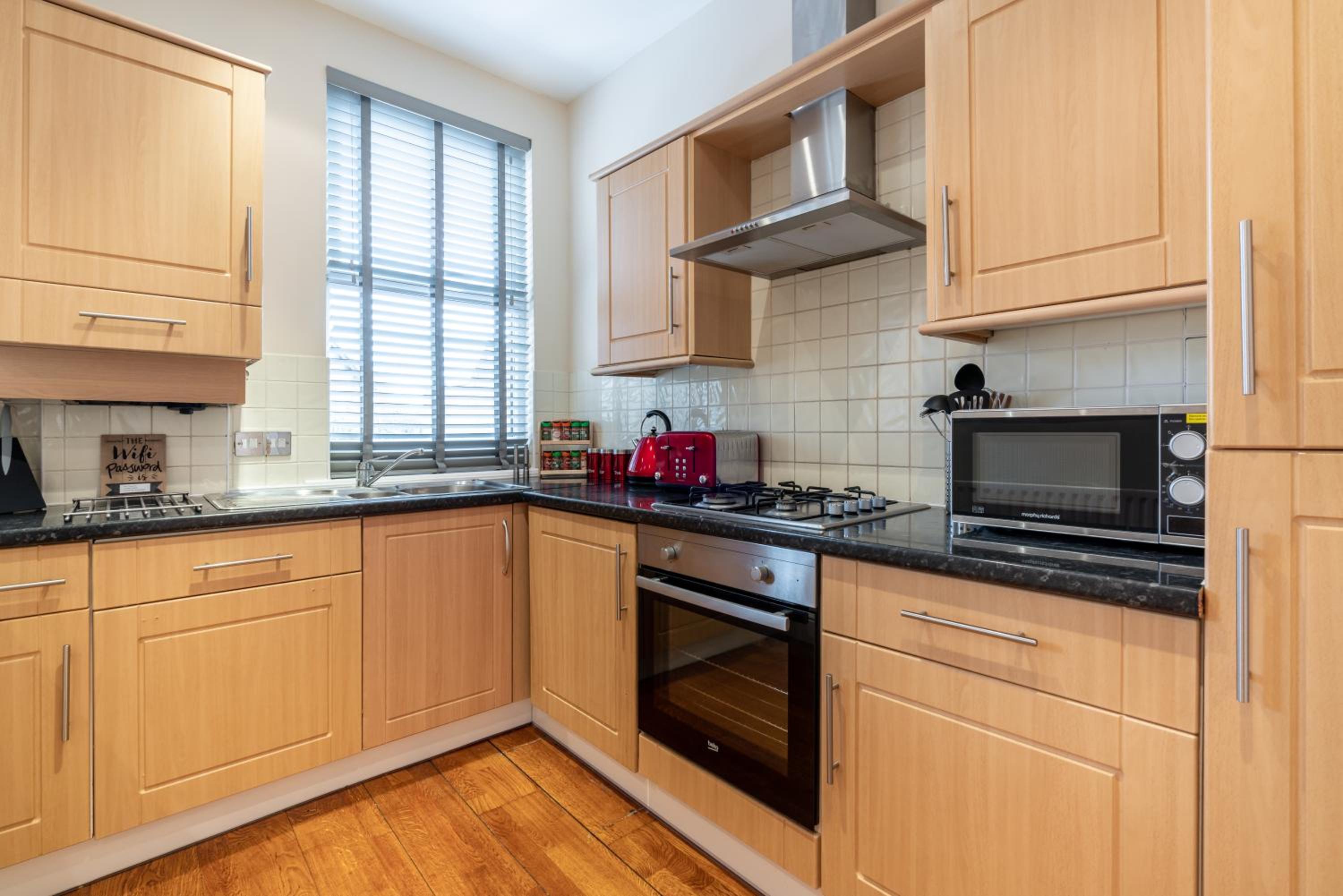 Two-Bedroom Apartment - Photo 25