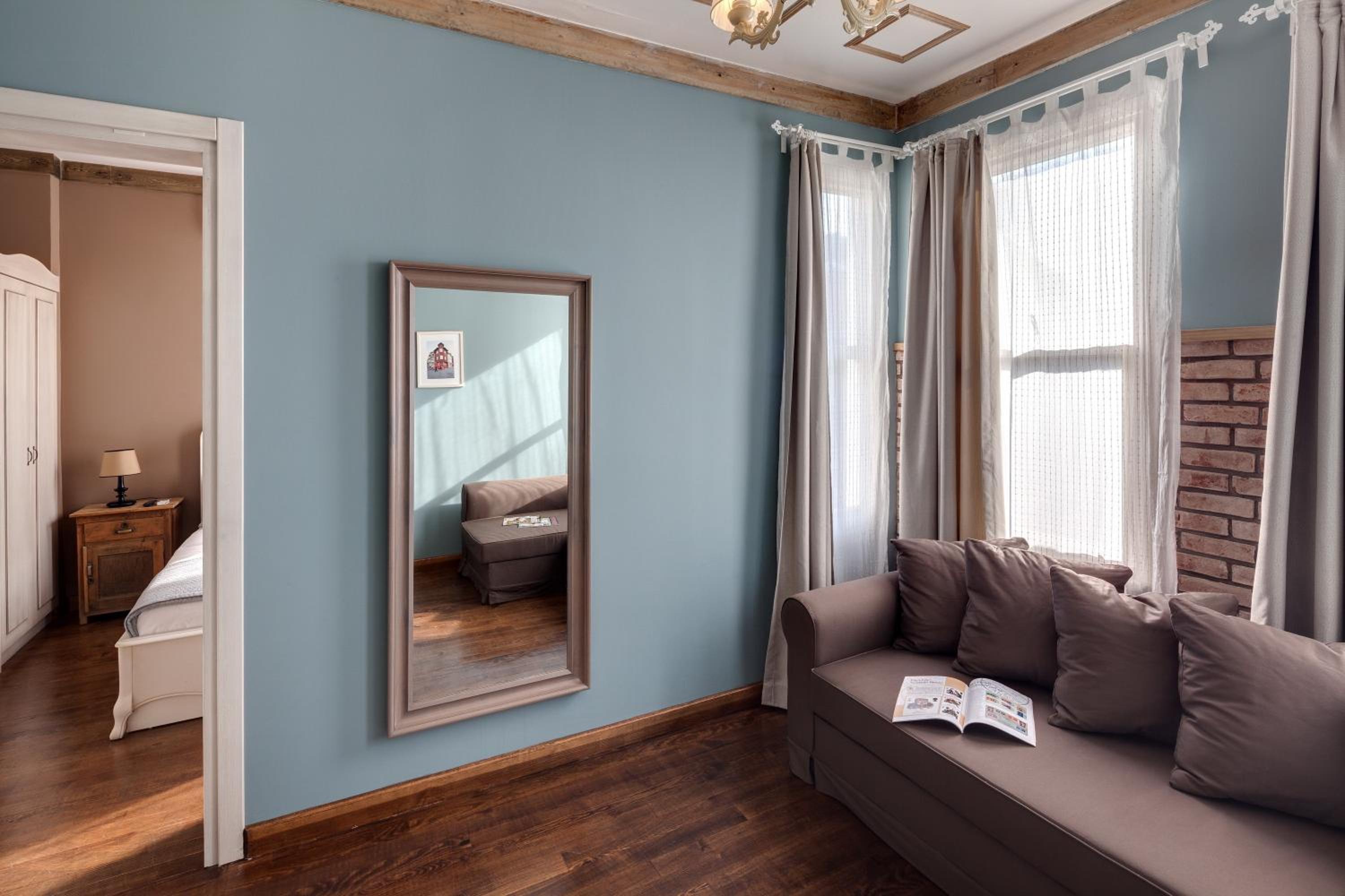 Deluxe Suite photo 1