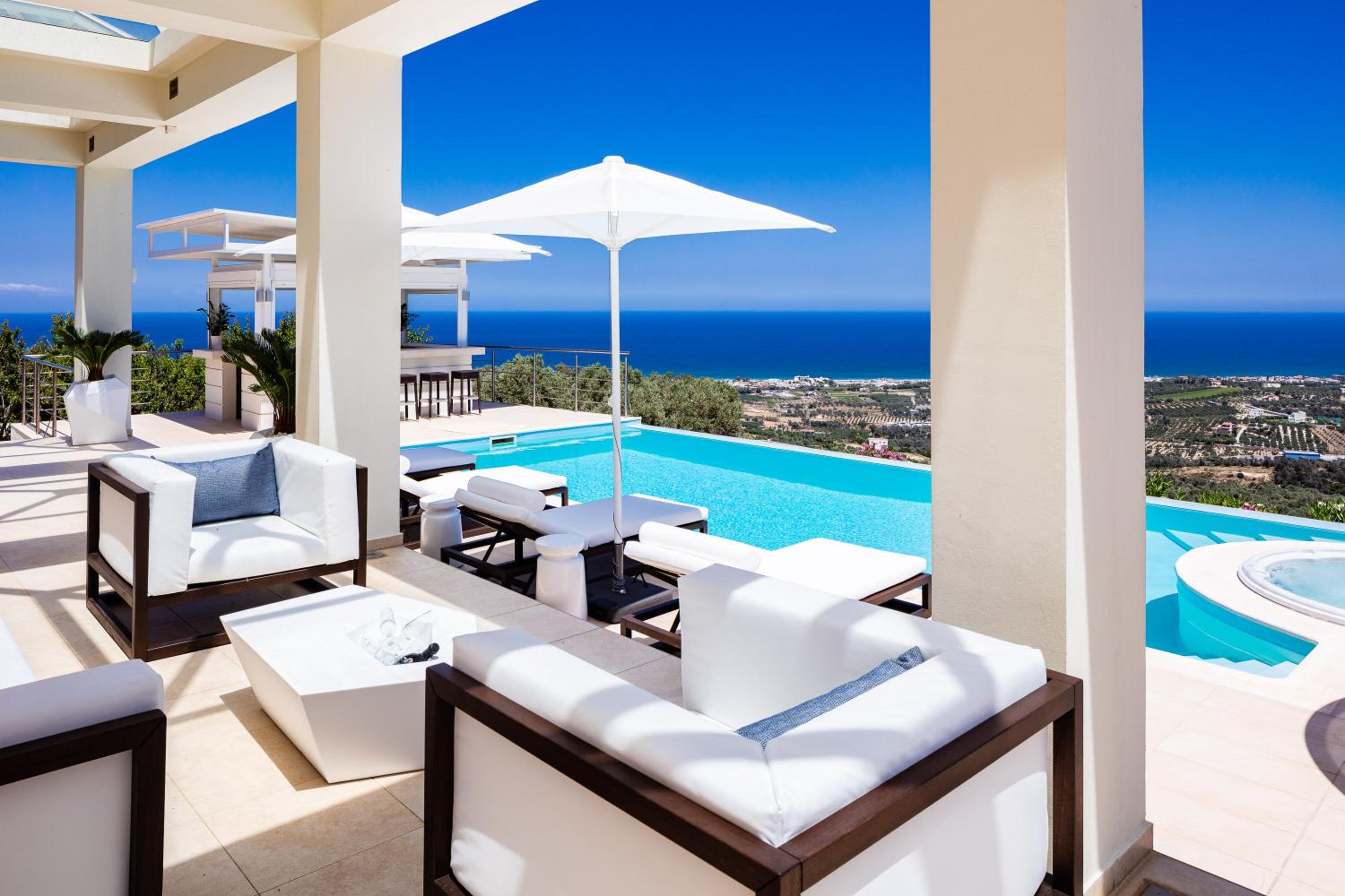 Villa with Sea View photo 3