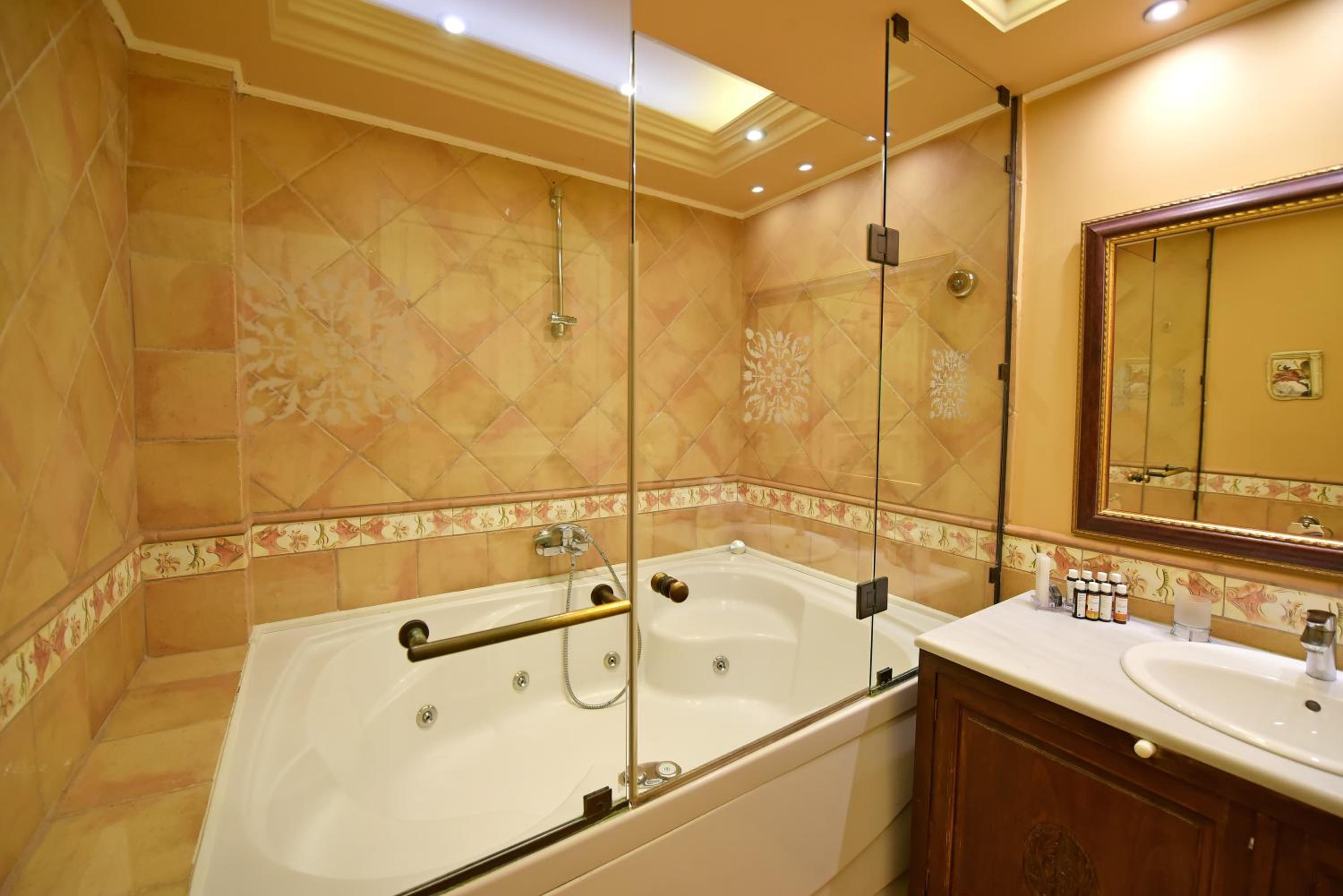 Triple Room - Photo 11