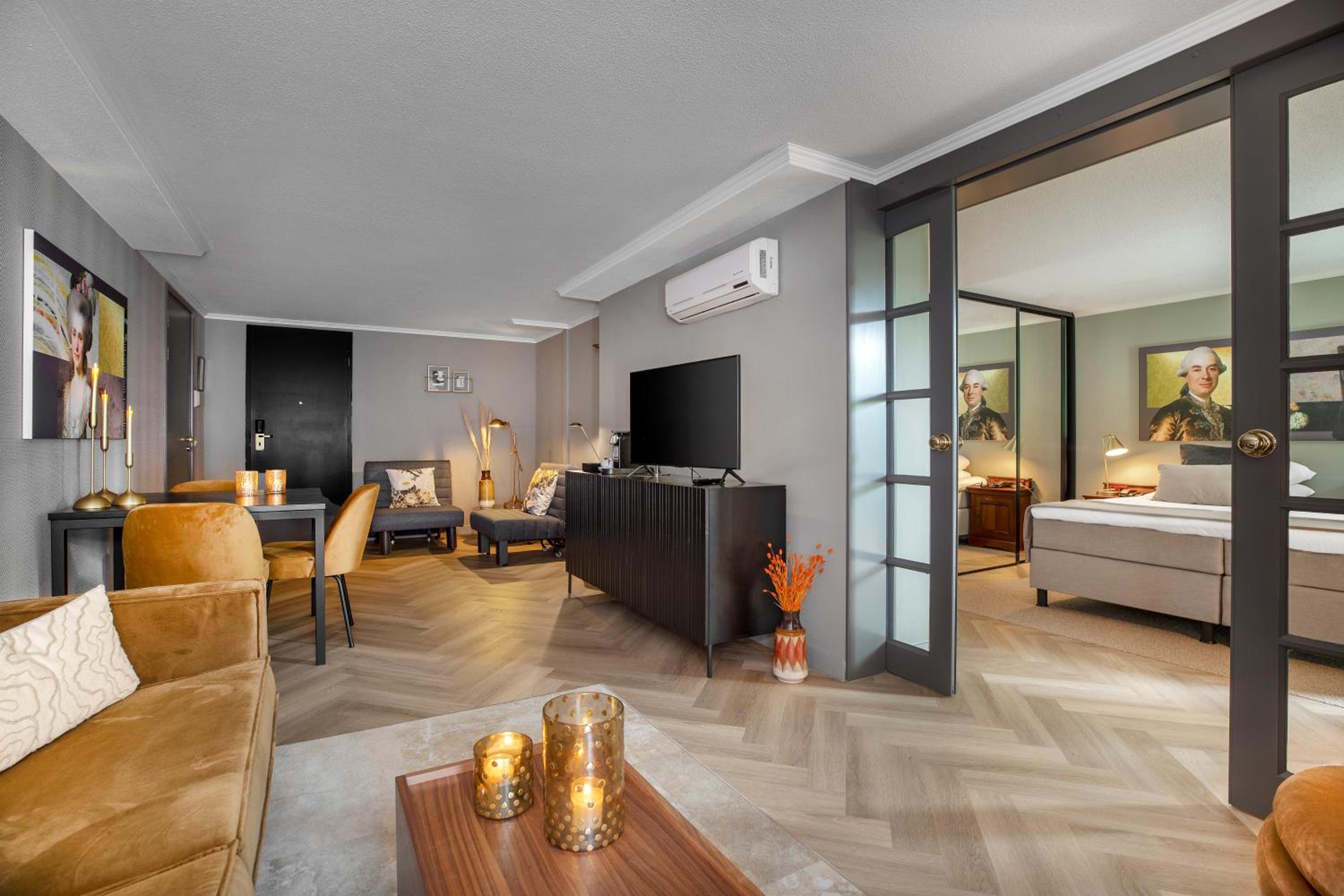 Spacious Suite photo 2
