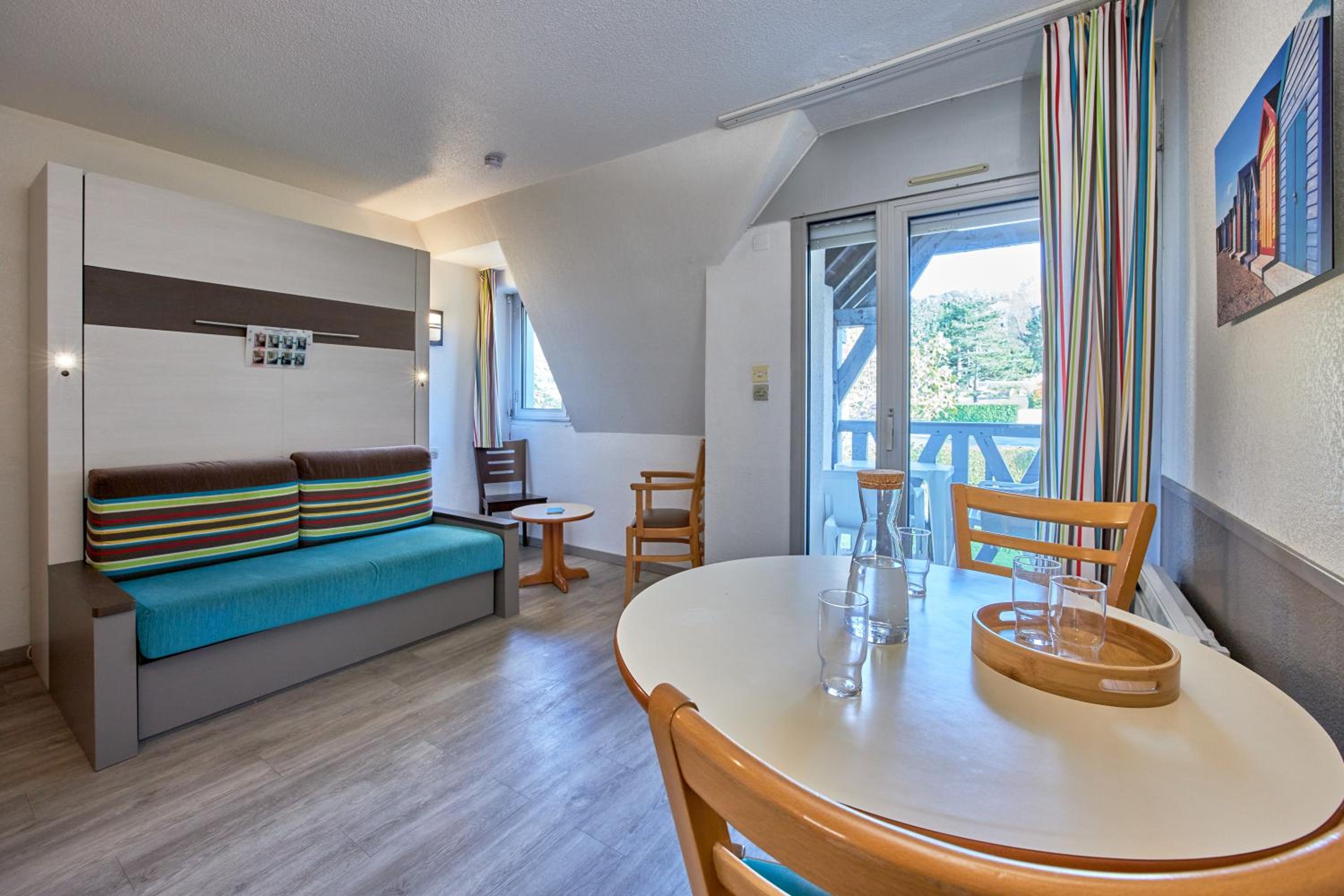 Studio with Sleeping Alcove and Terrace or Balcony  (4 People) photo 1