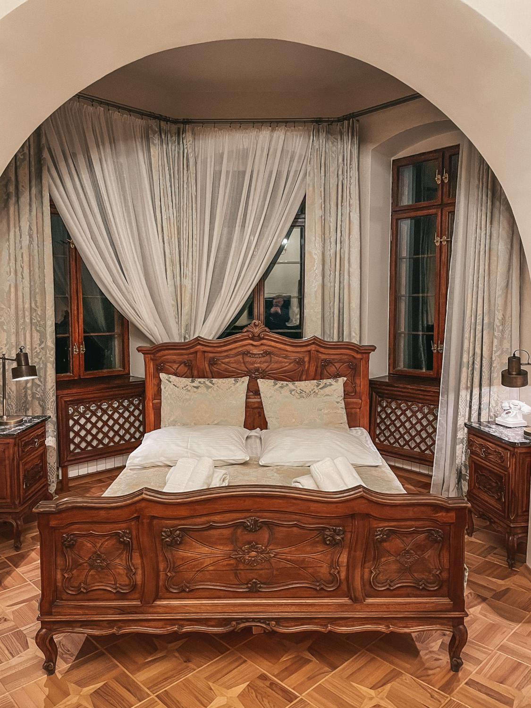 Deluxe Room - Photo 1