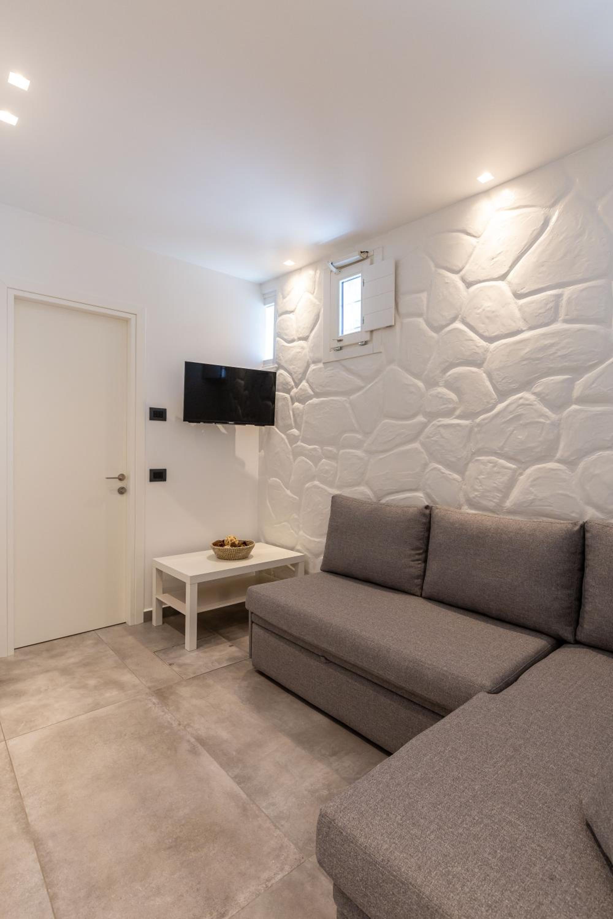 Two-Bedroom Villa with Pool View