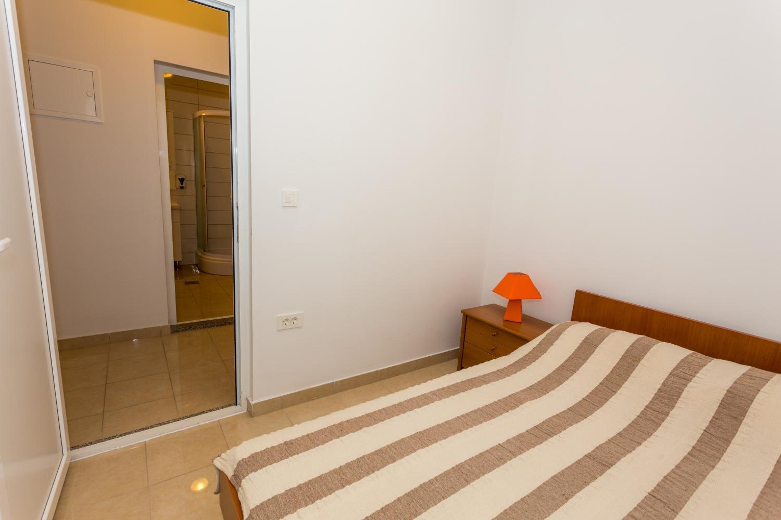 Ground Floor Apartment with Terrace and Partial Sea View photo 1