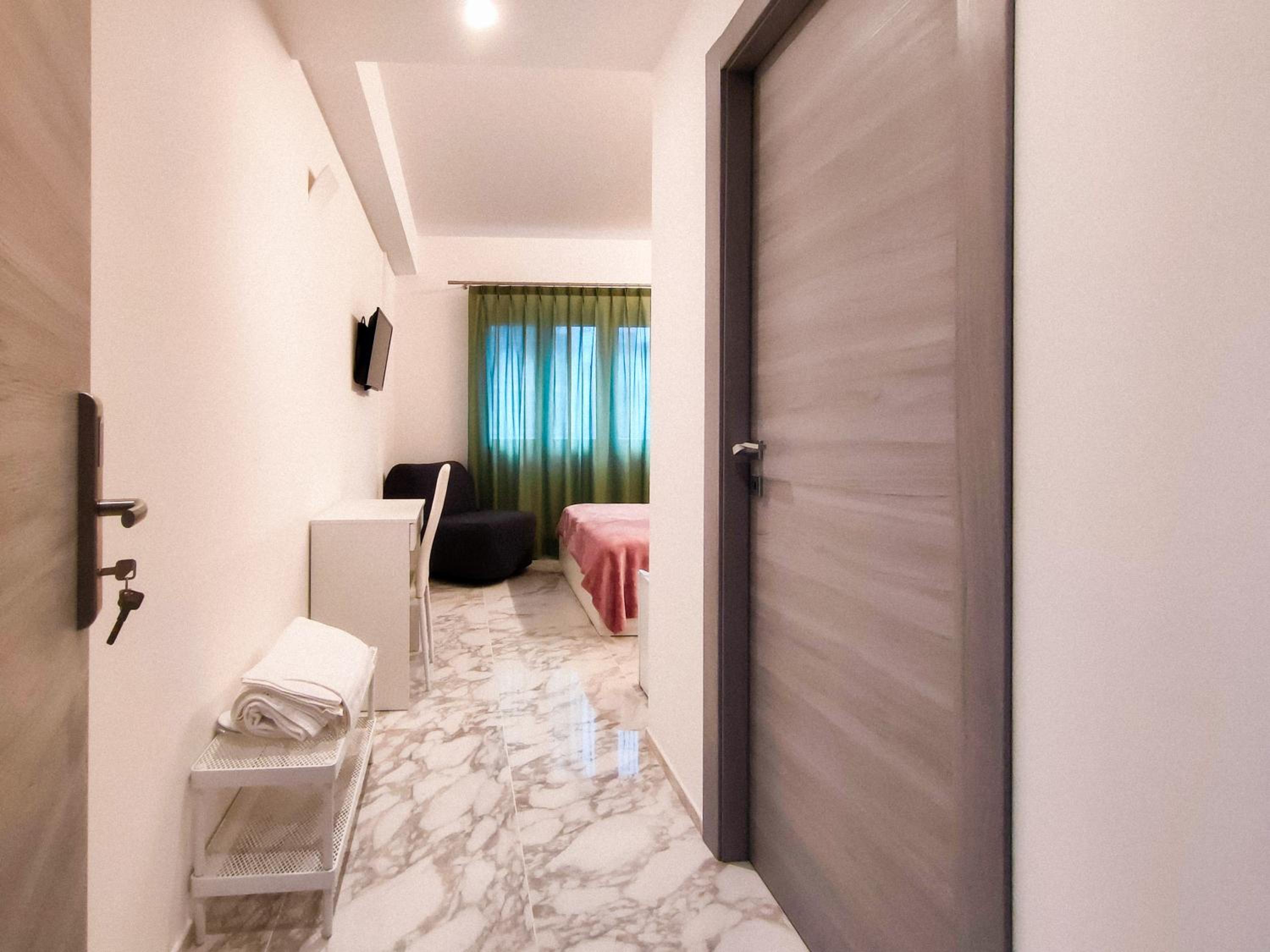 Luxury Triple Room