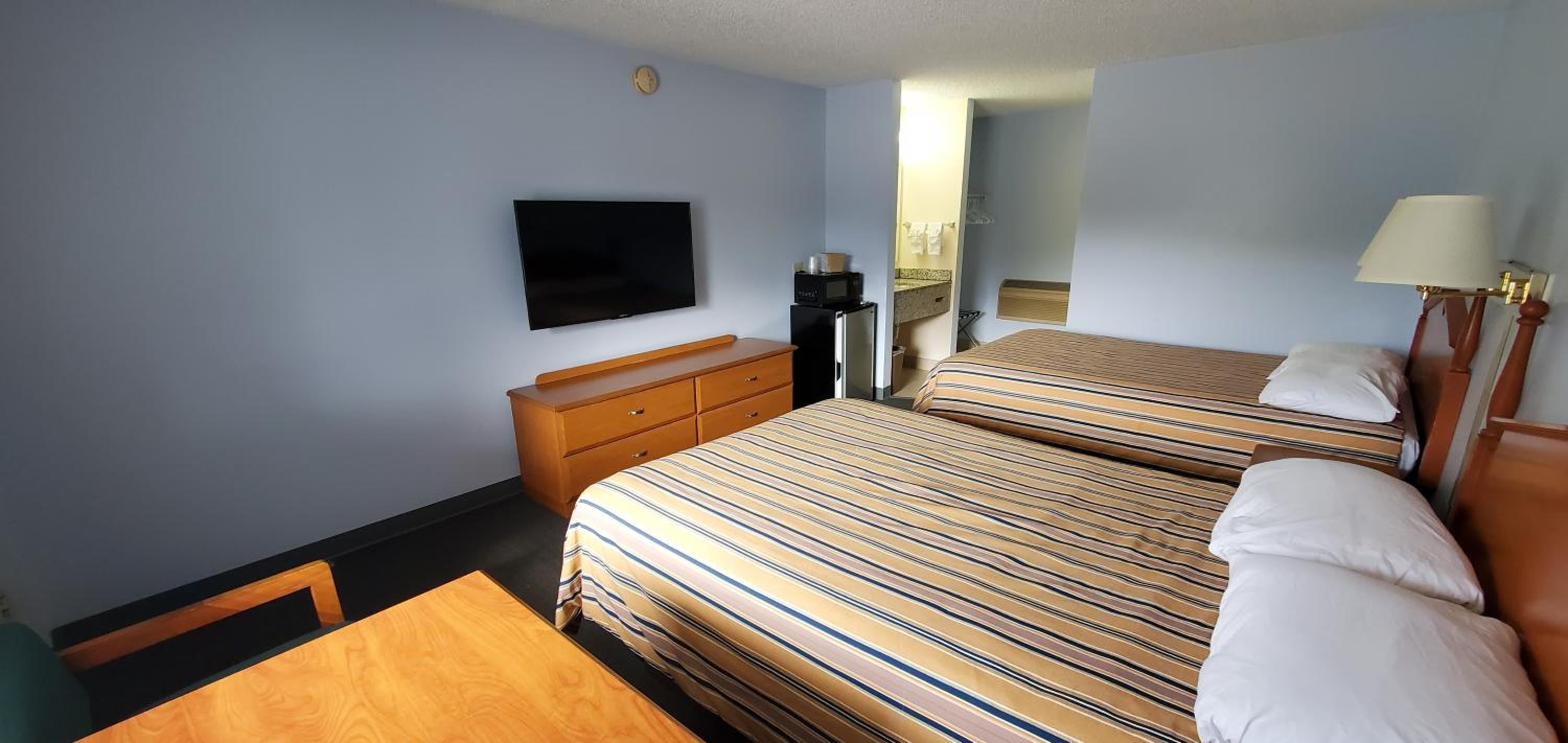 Double Room with Two Double Beds - Non-Smoking - Photo 1