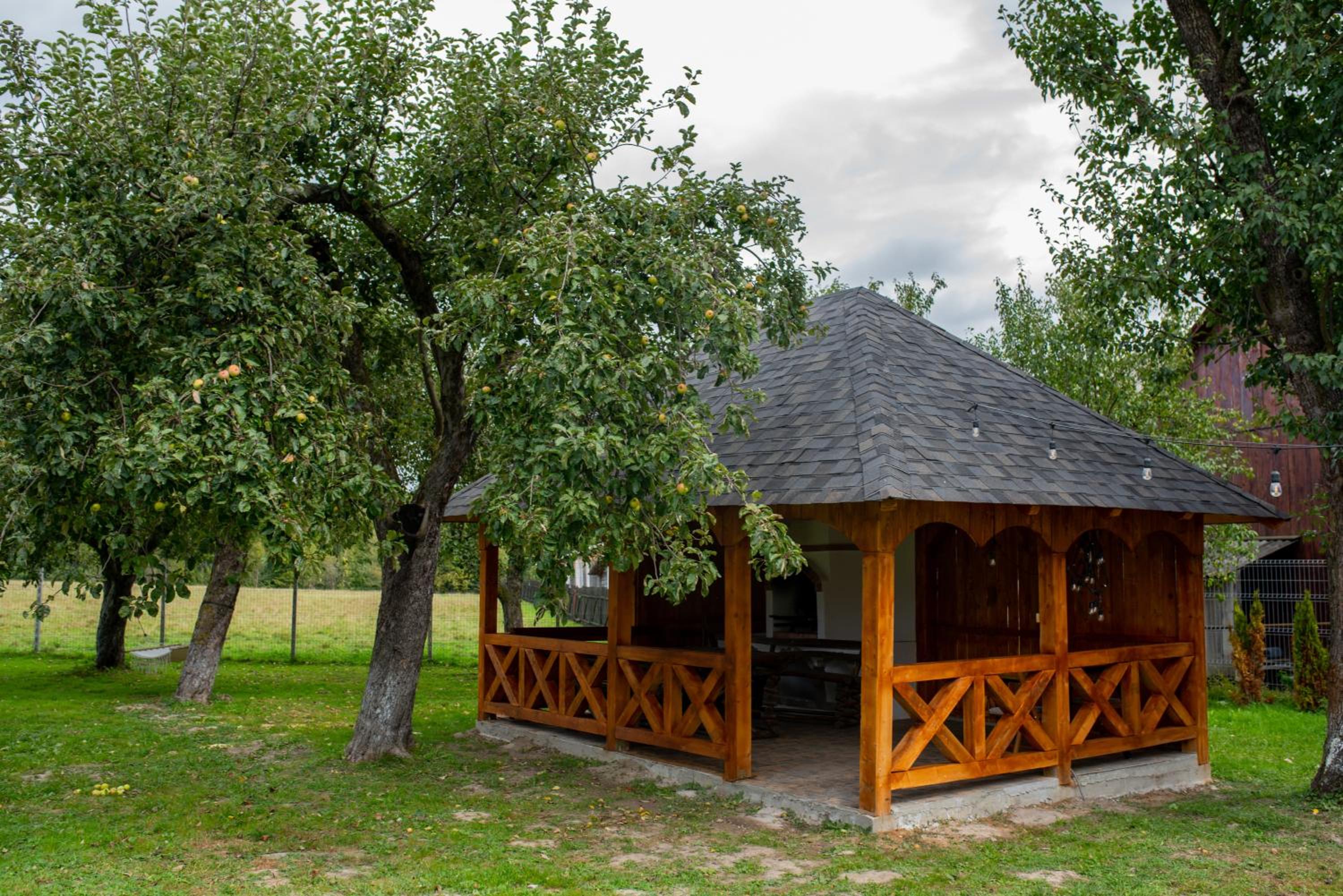 Three-Bedroom House - Photo 24