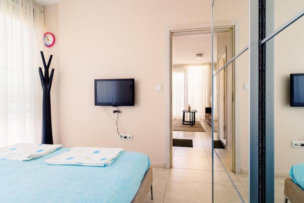 Villa photo 1