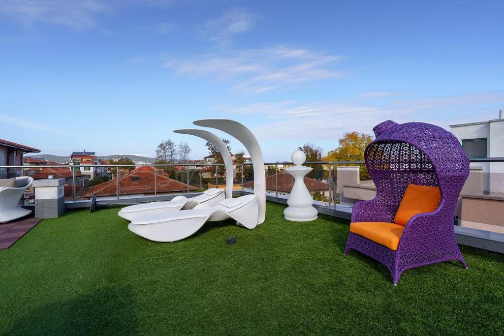 Villa photo 3