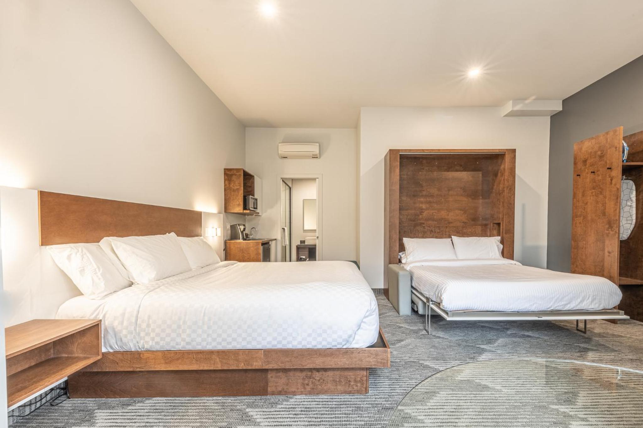 Superior Quadruple Room