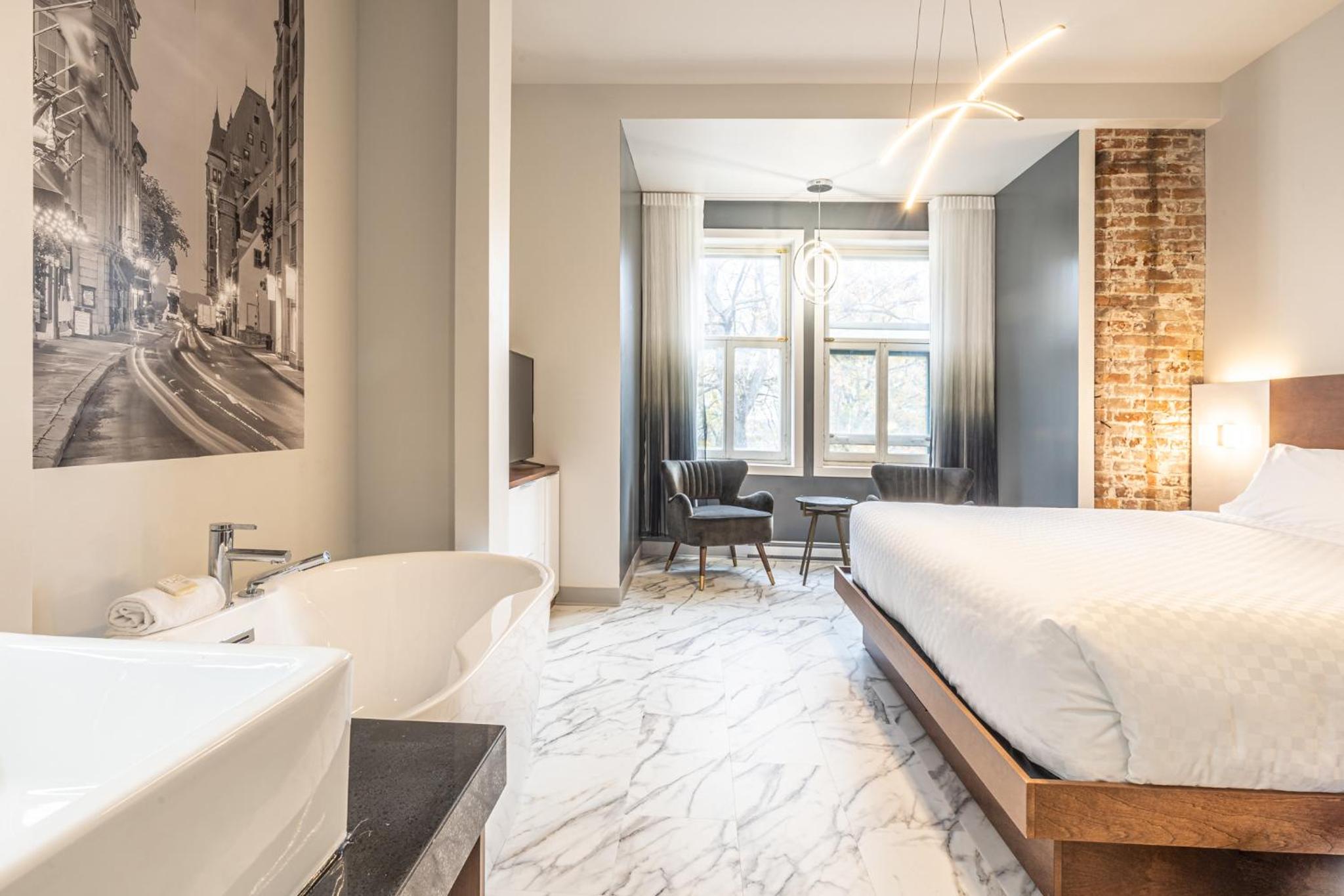 Superior King Room