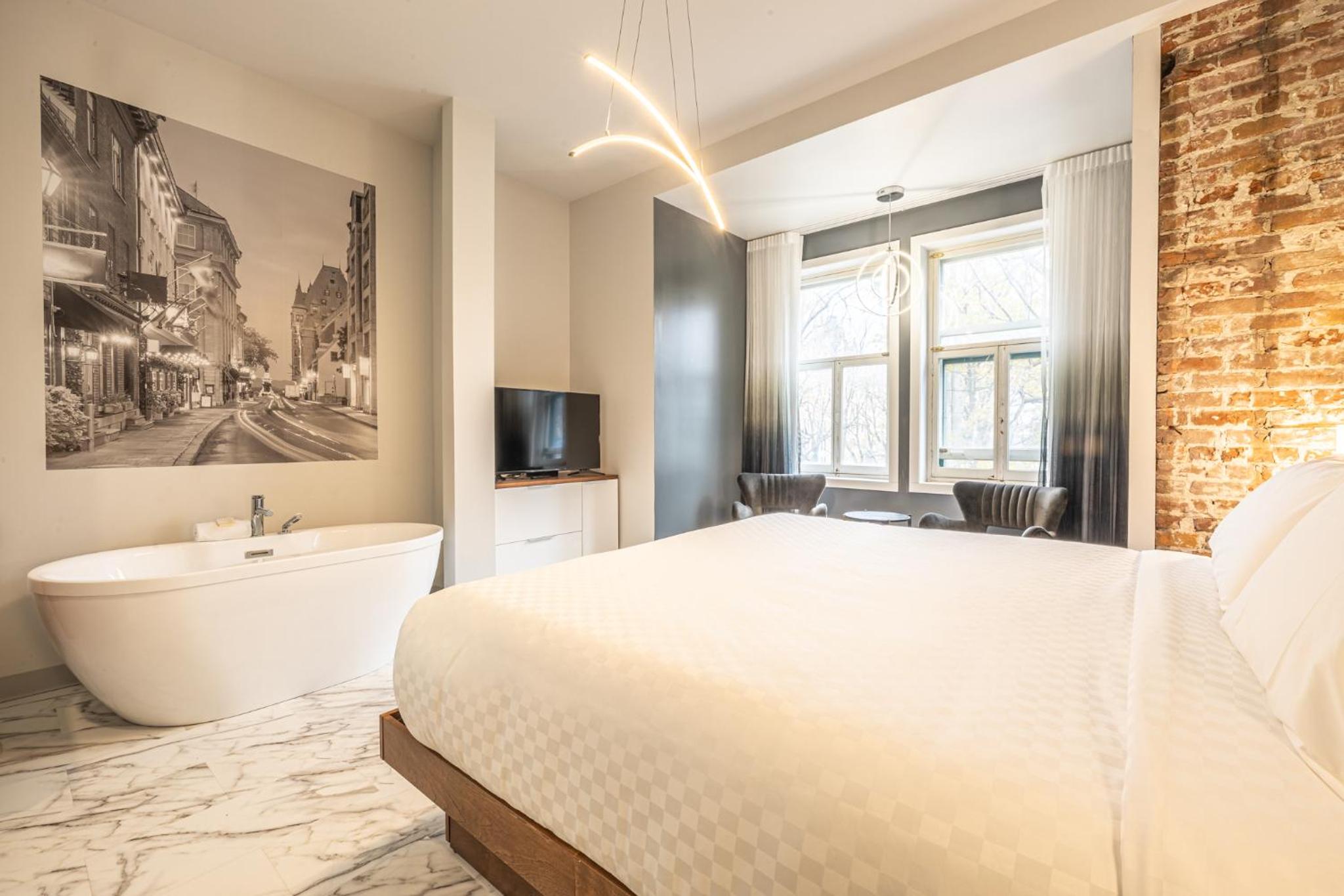 Superior King Room