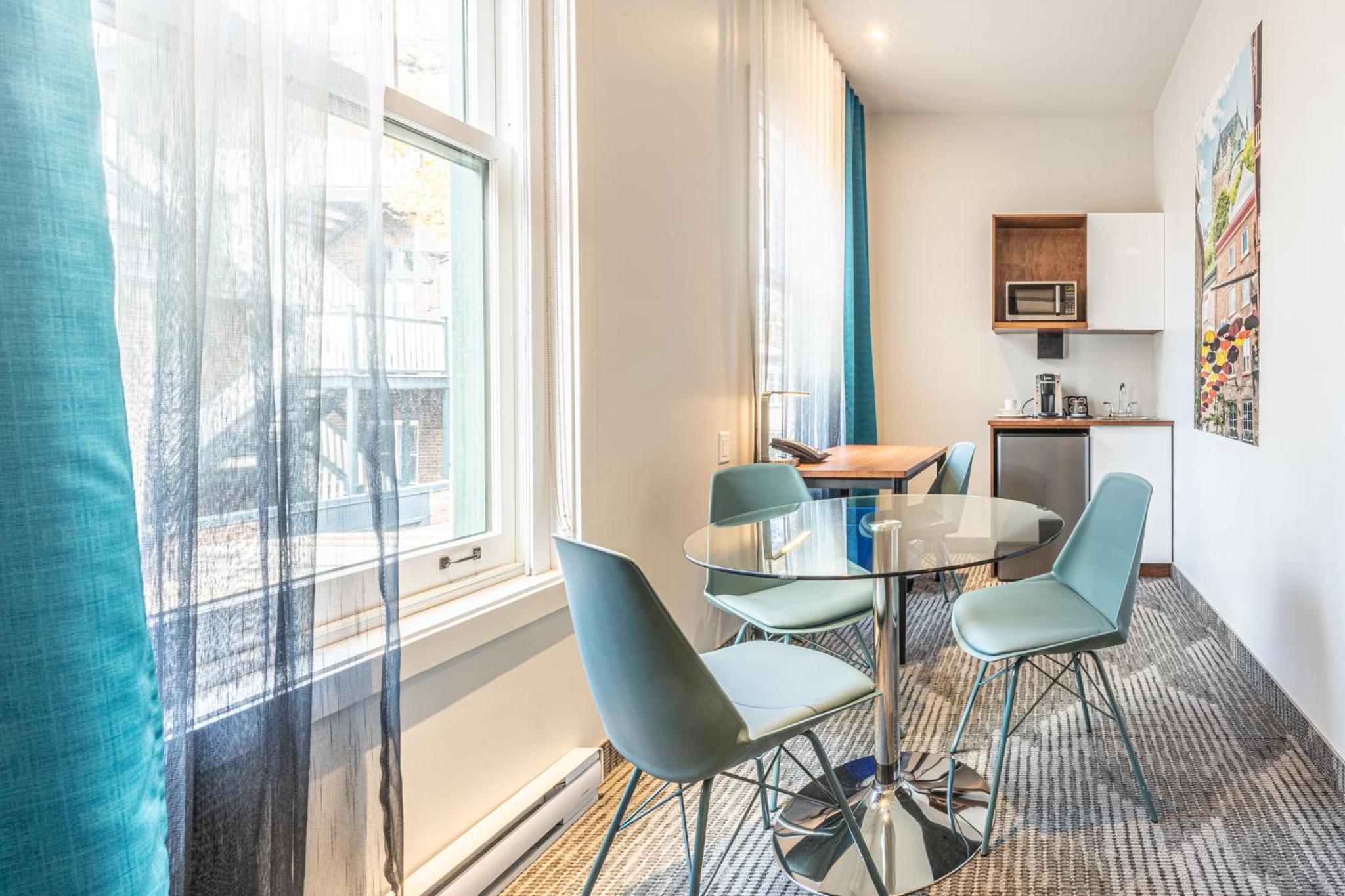 Premium Quadruple Room