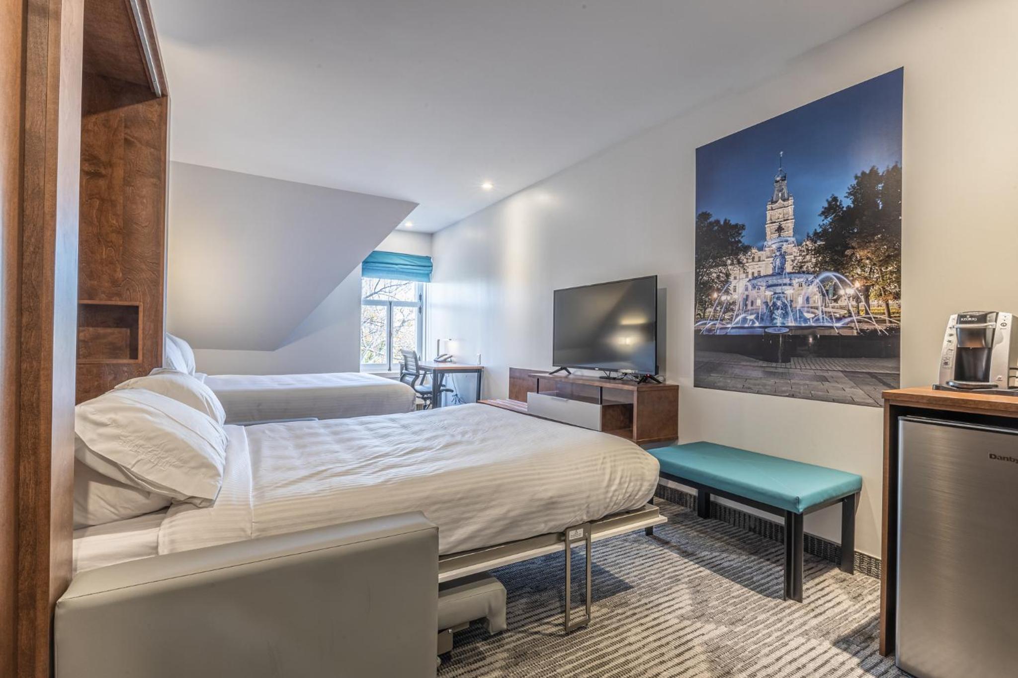 Deluxe Quadruple Room