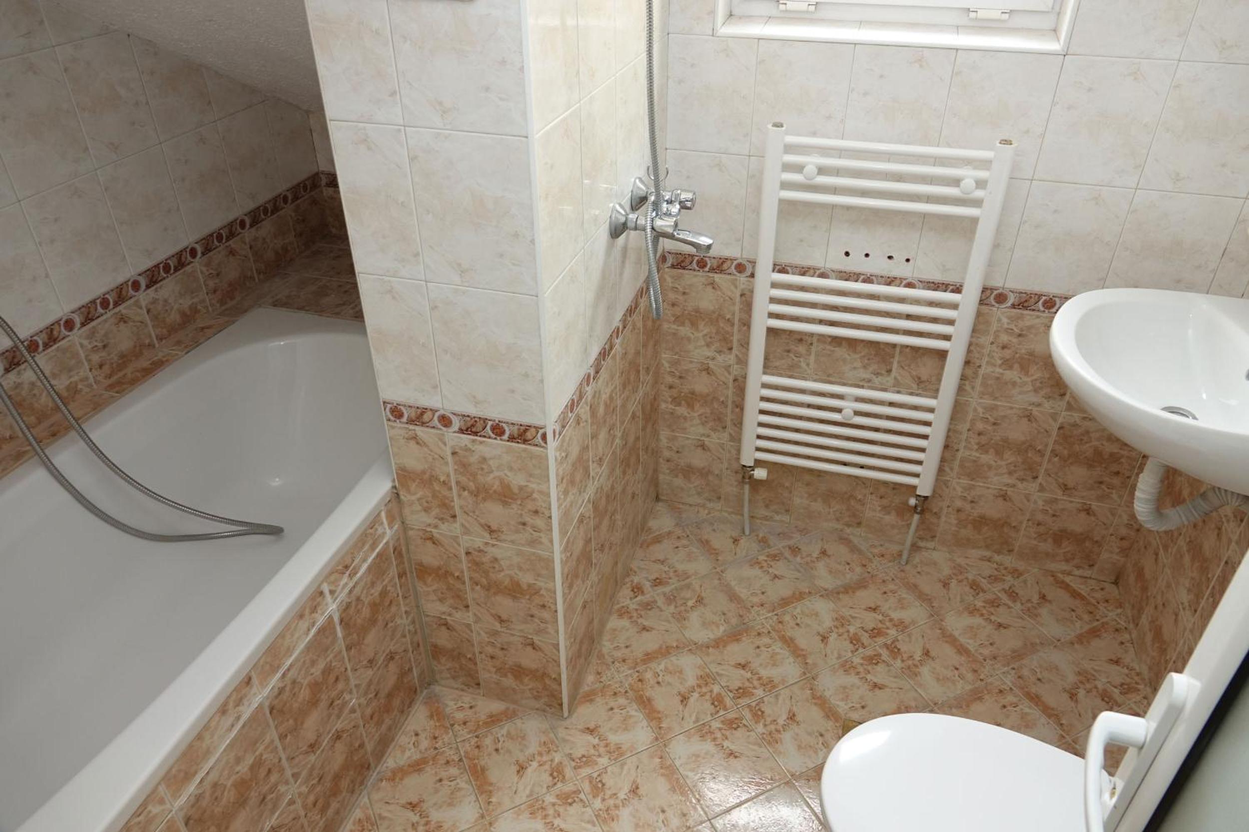Two-Bedroom Apartment - Photo 16