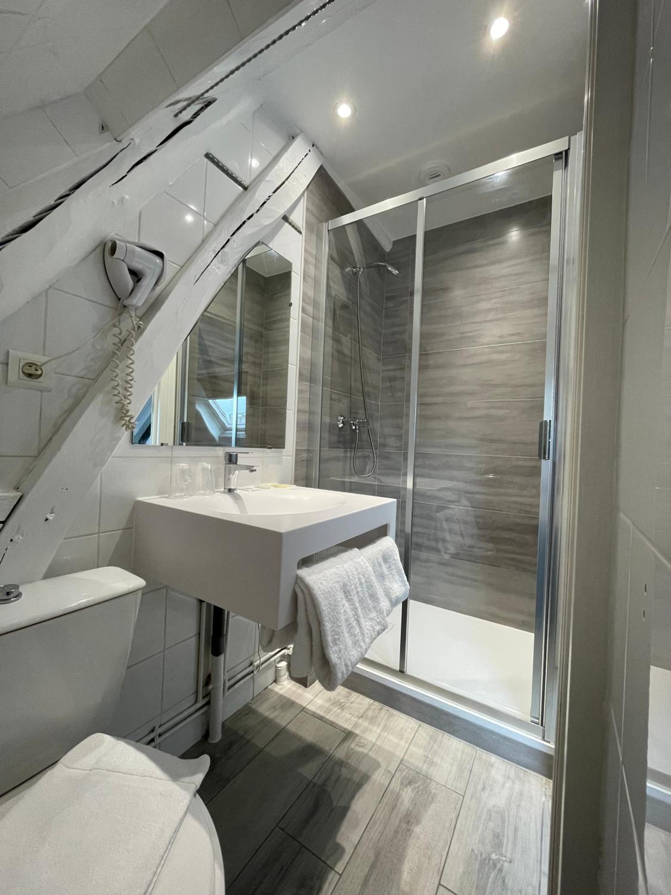 Comfort Double Room - Photo 10