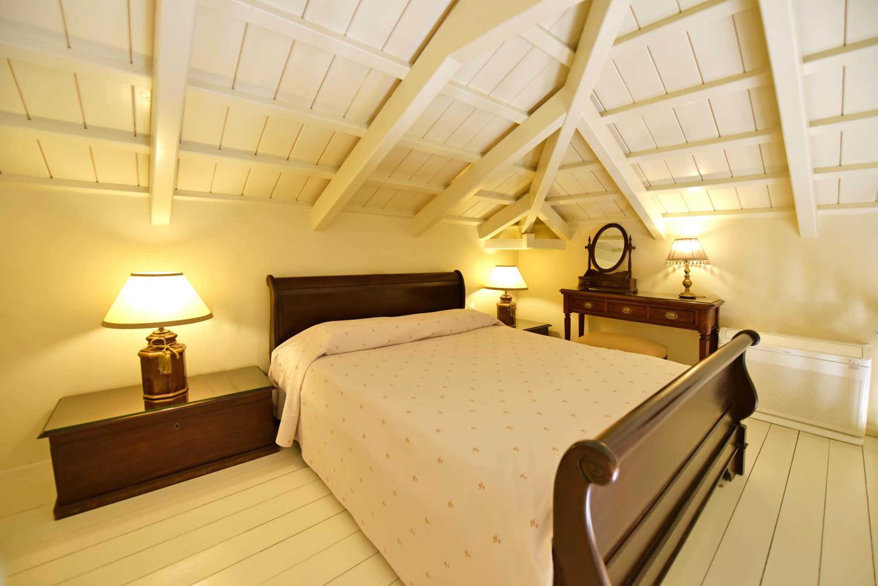 Triple Room - Photo 2
