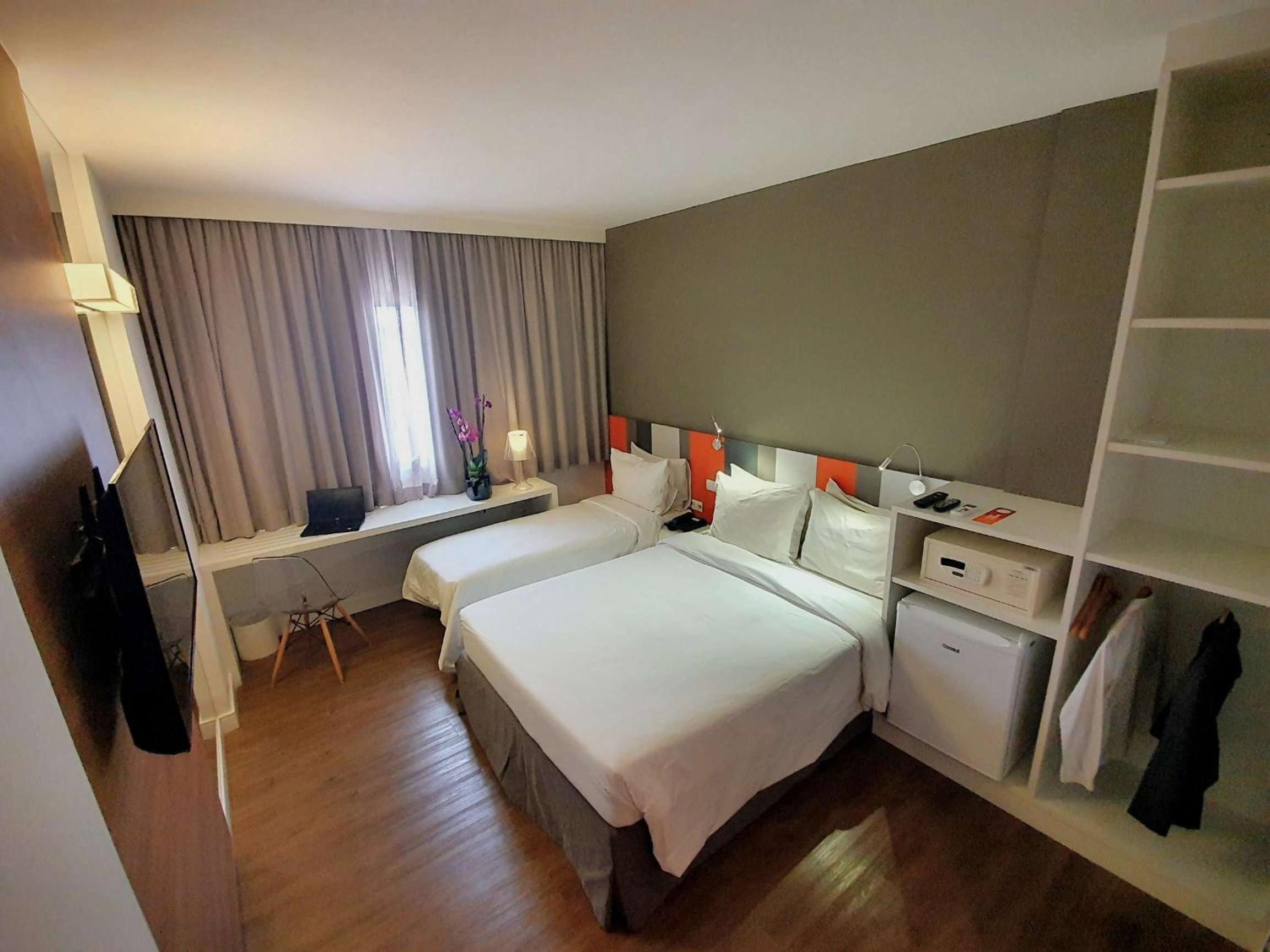 Luxury Superior Triple - 1 Double Bed and 1 Single Bed photo 1