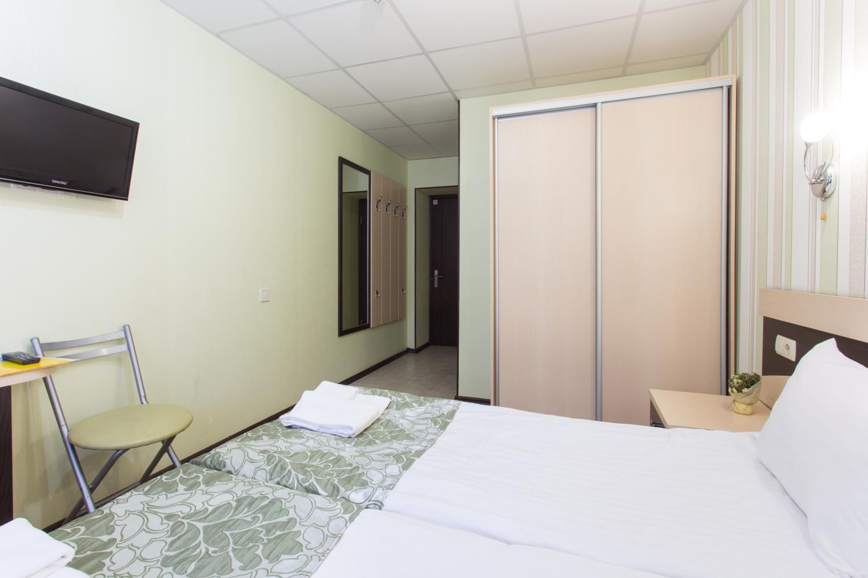 Twin Room with Bathroom