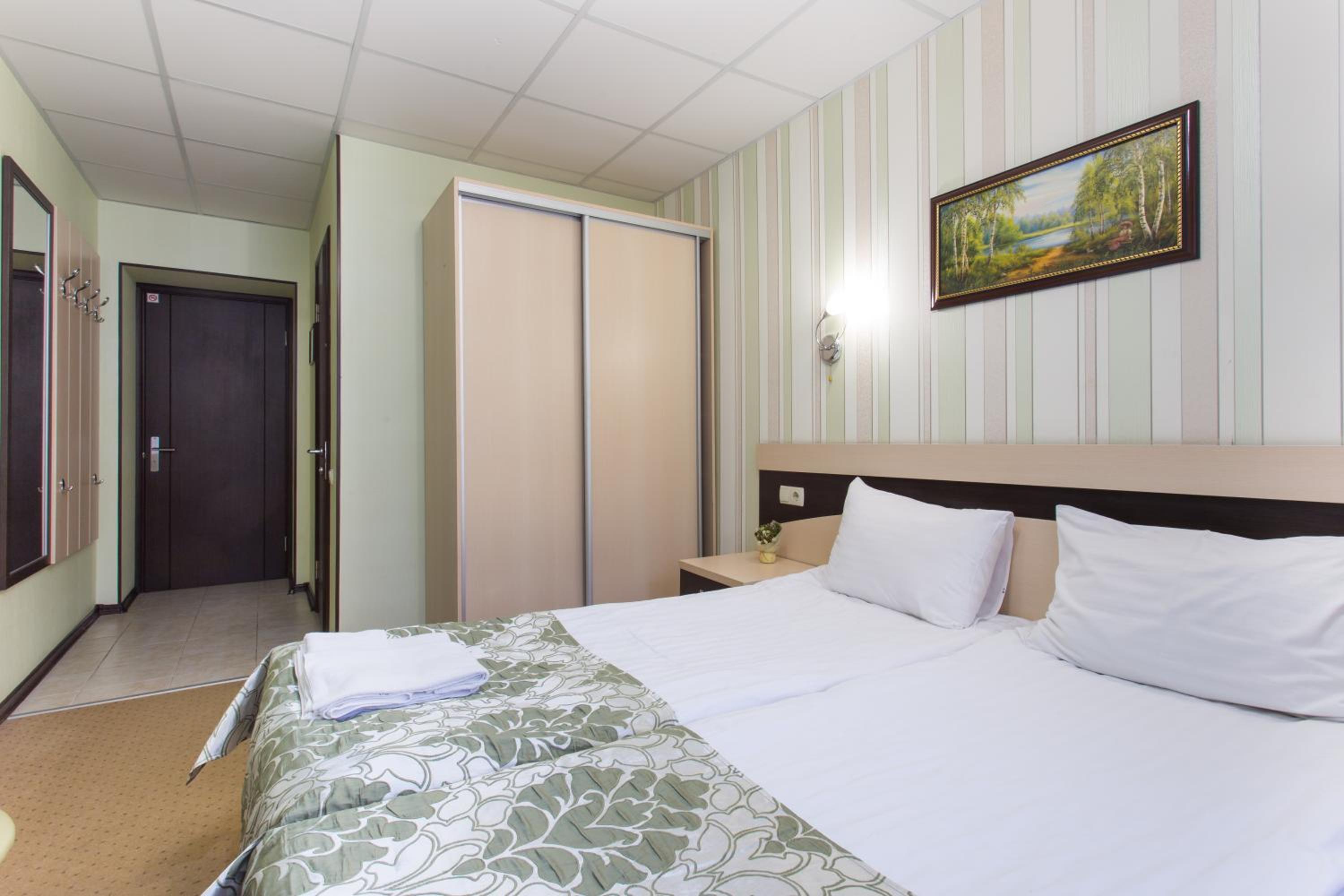 Twin Room with Bathroom