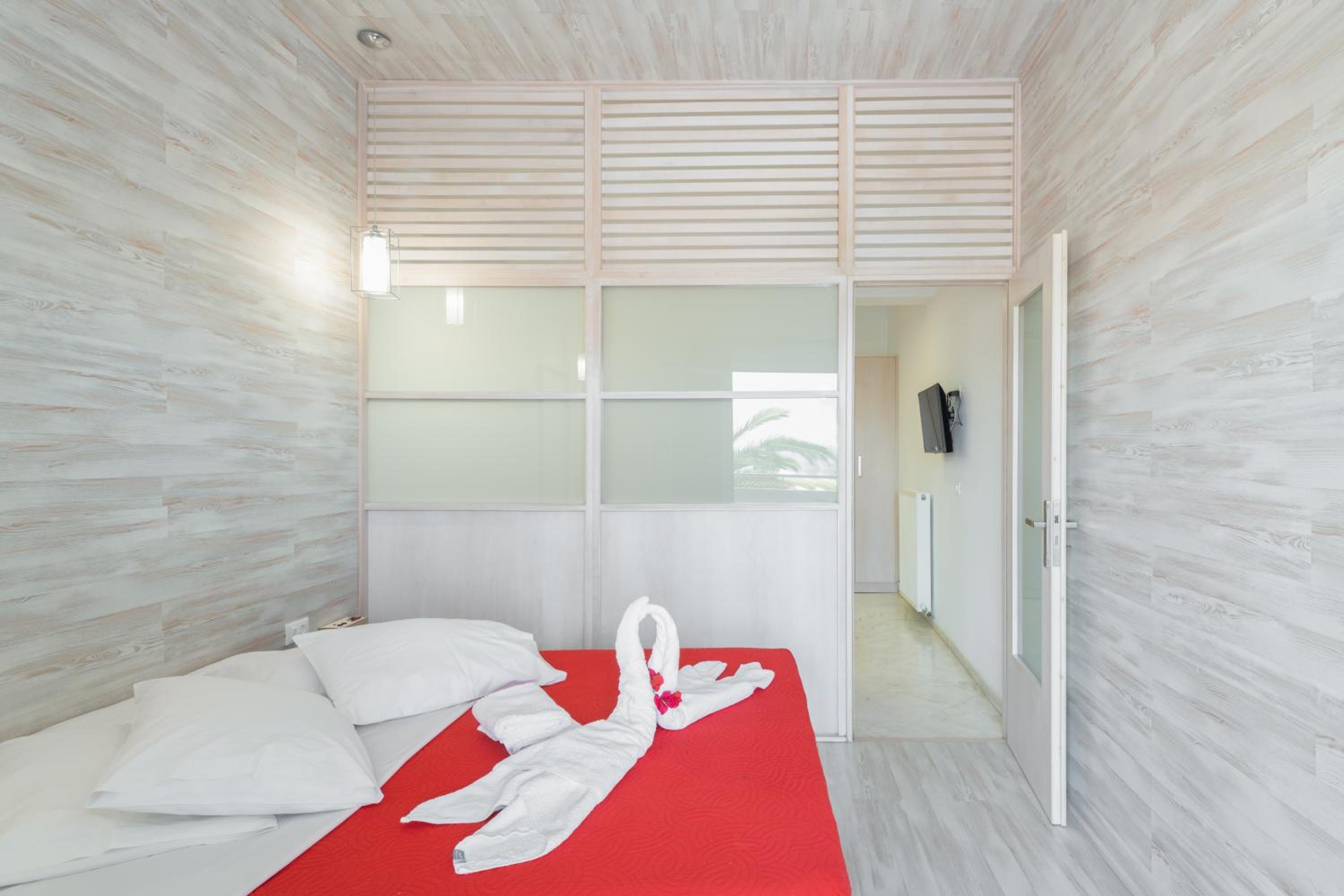 Apartment with Sea View photo 3