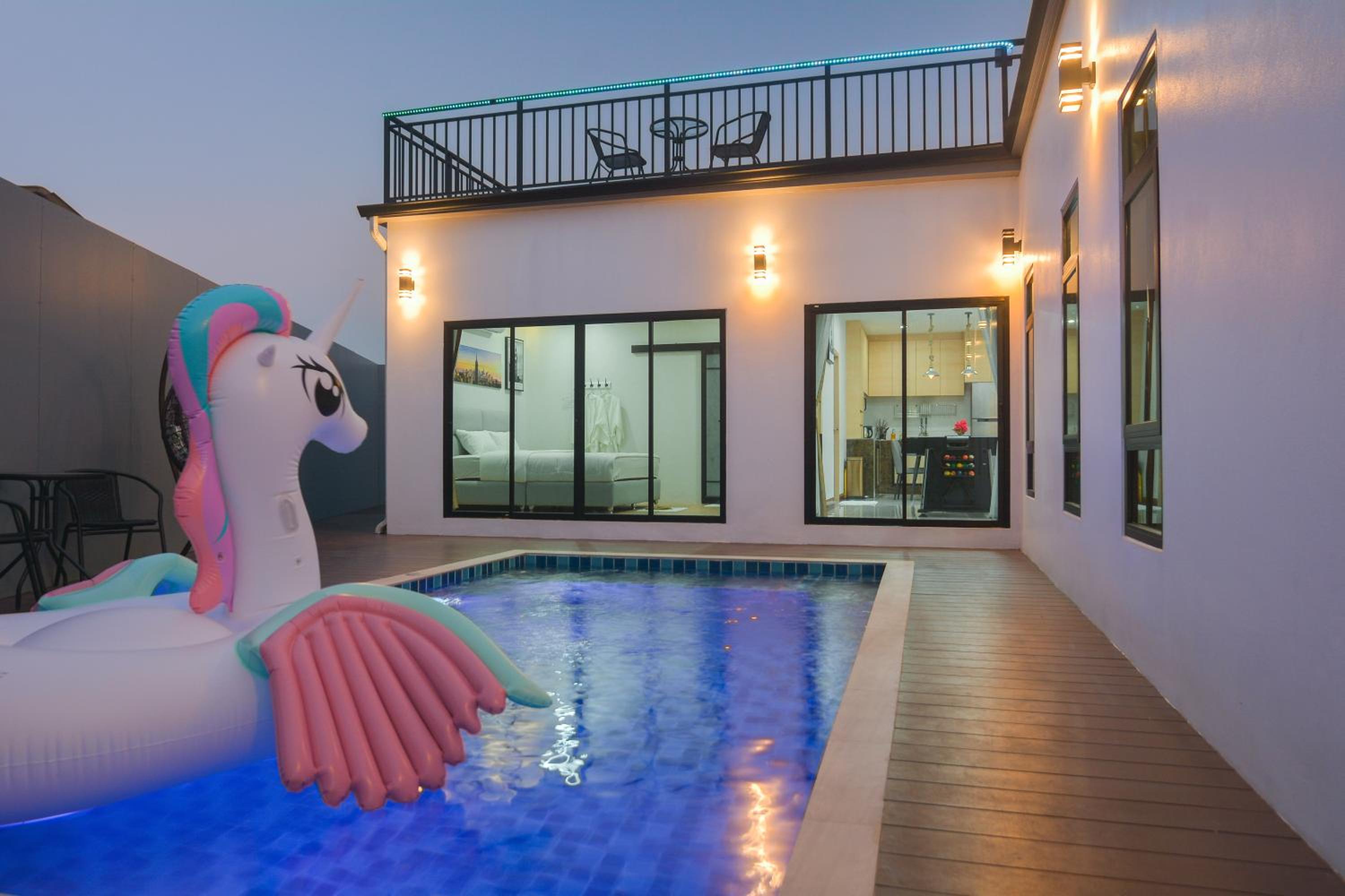Three-Bedroom Villa - Photo 40