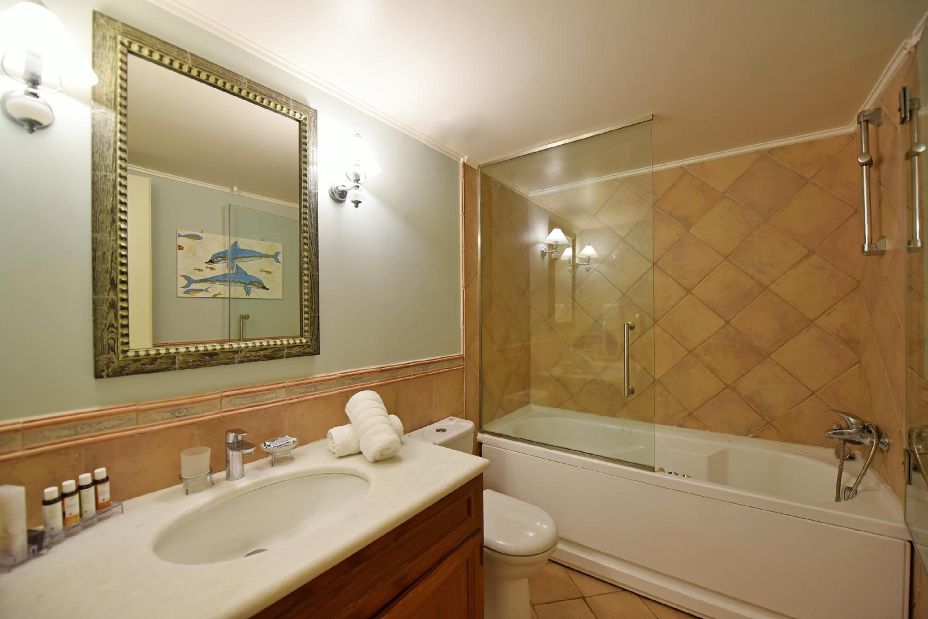 Superior Double Room with Balcony - Photo 23
