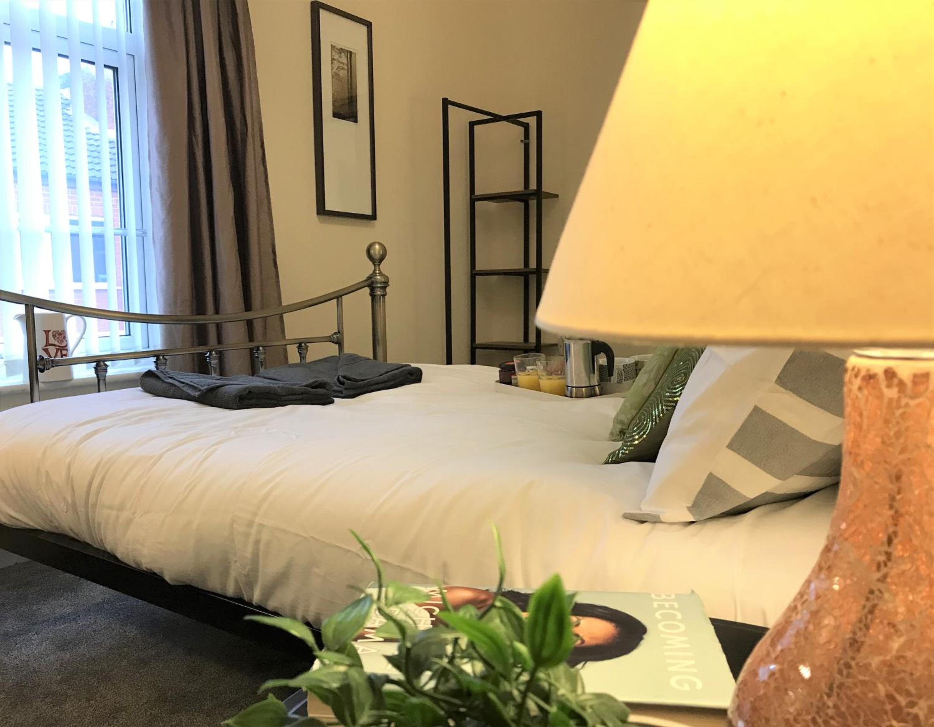 Two-Bedroom House - Photo 9
