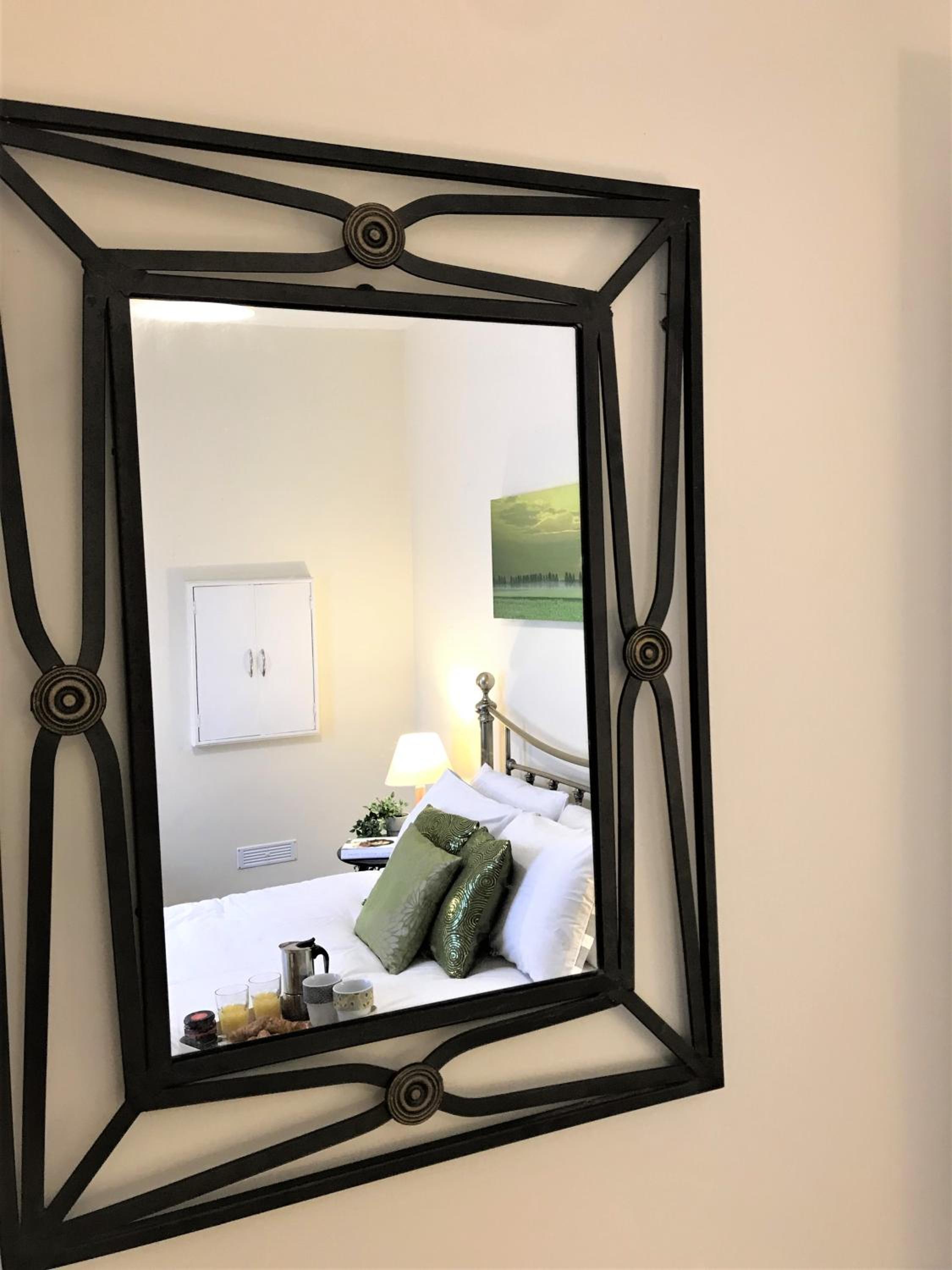 Two-Bedroom House - Photo 12