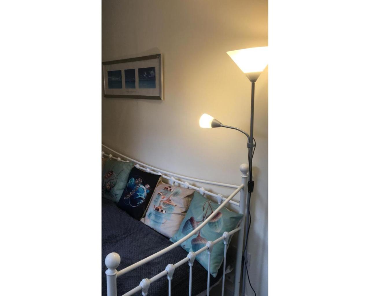 Two-Bedroom House - Photo 25