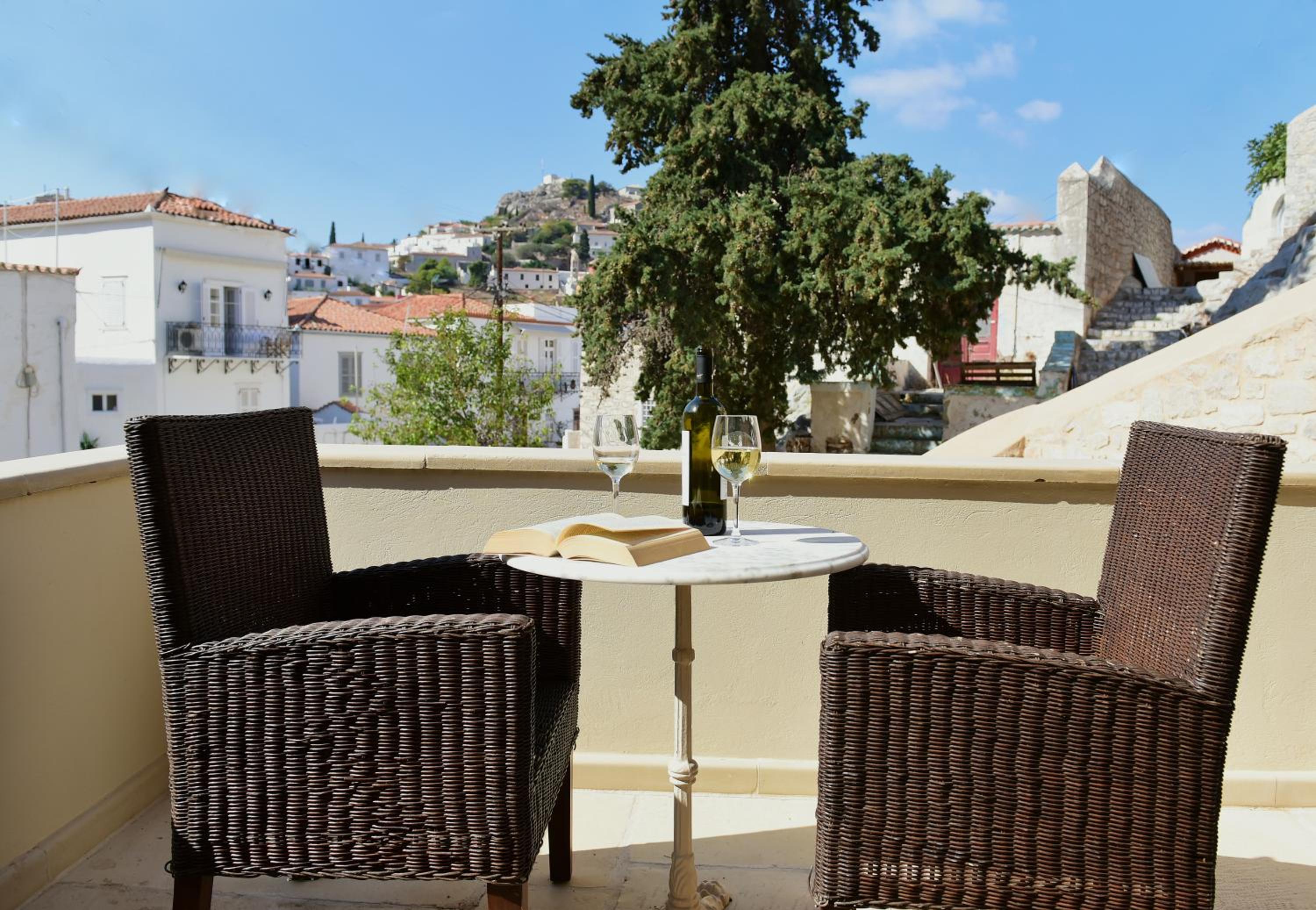 Superior Double Room with Balcony - Photo 16