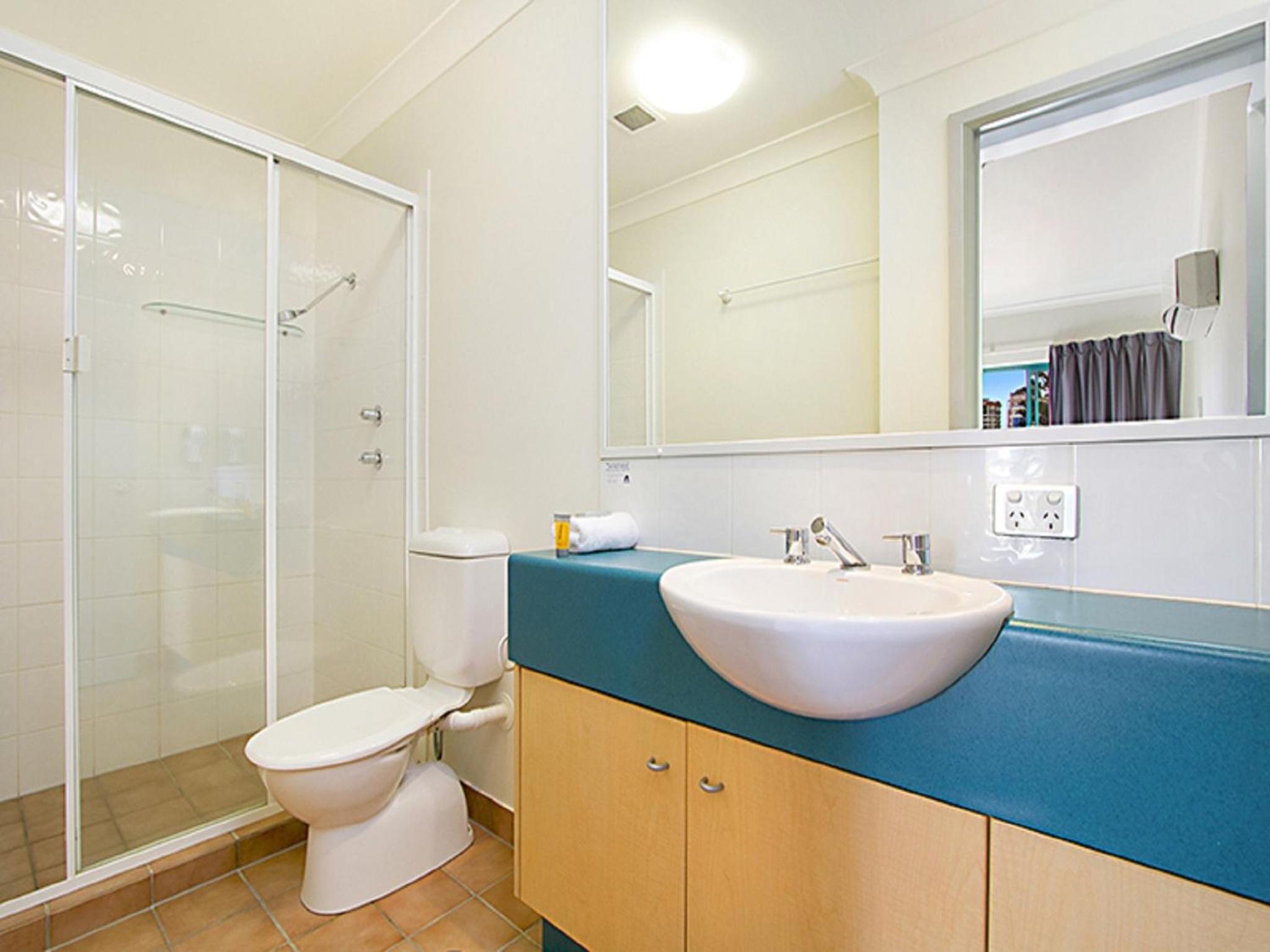 One-Bedroom Apartment - Photo 11