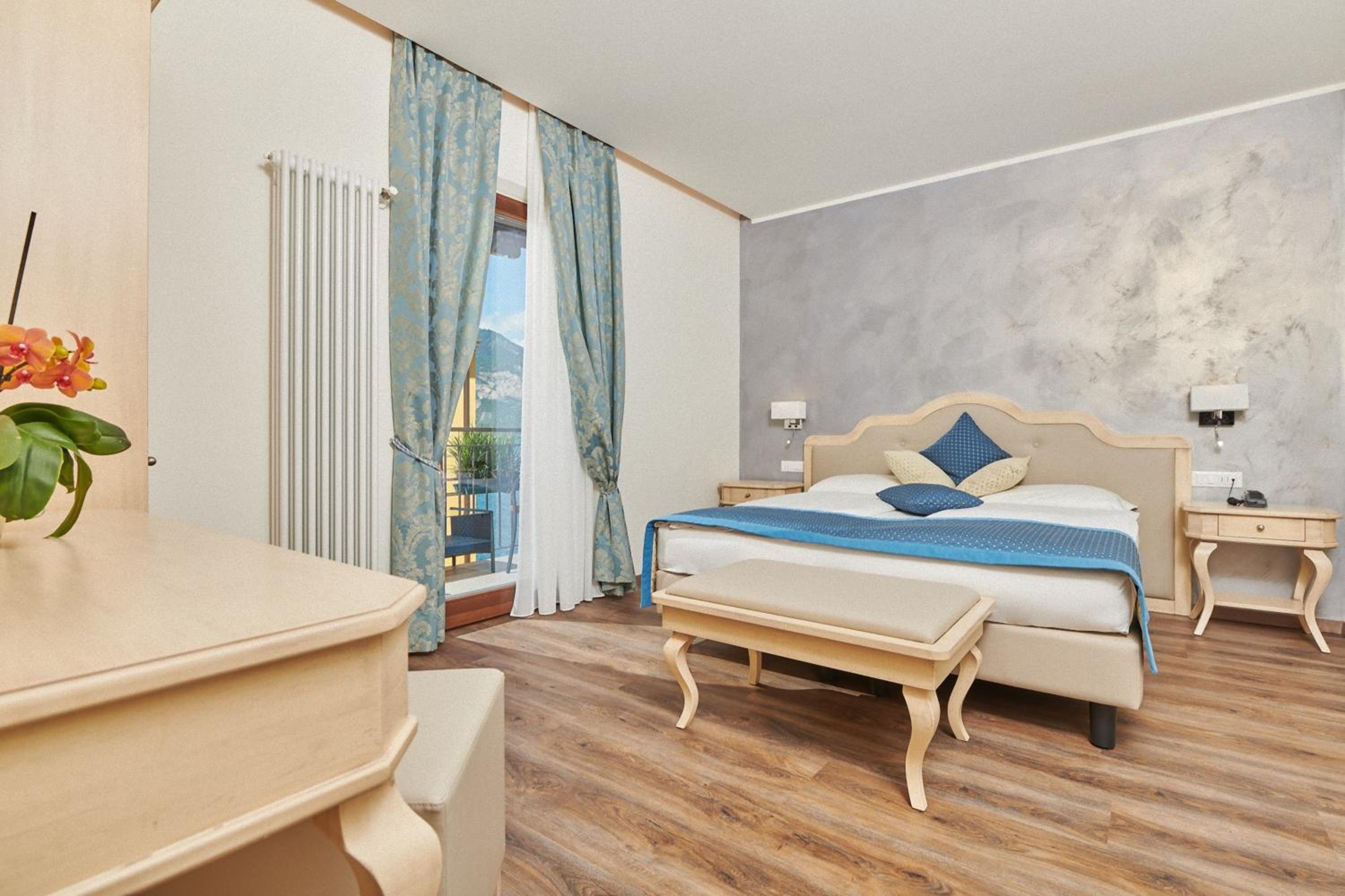 Suite with Garden View photo 2