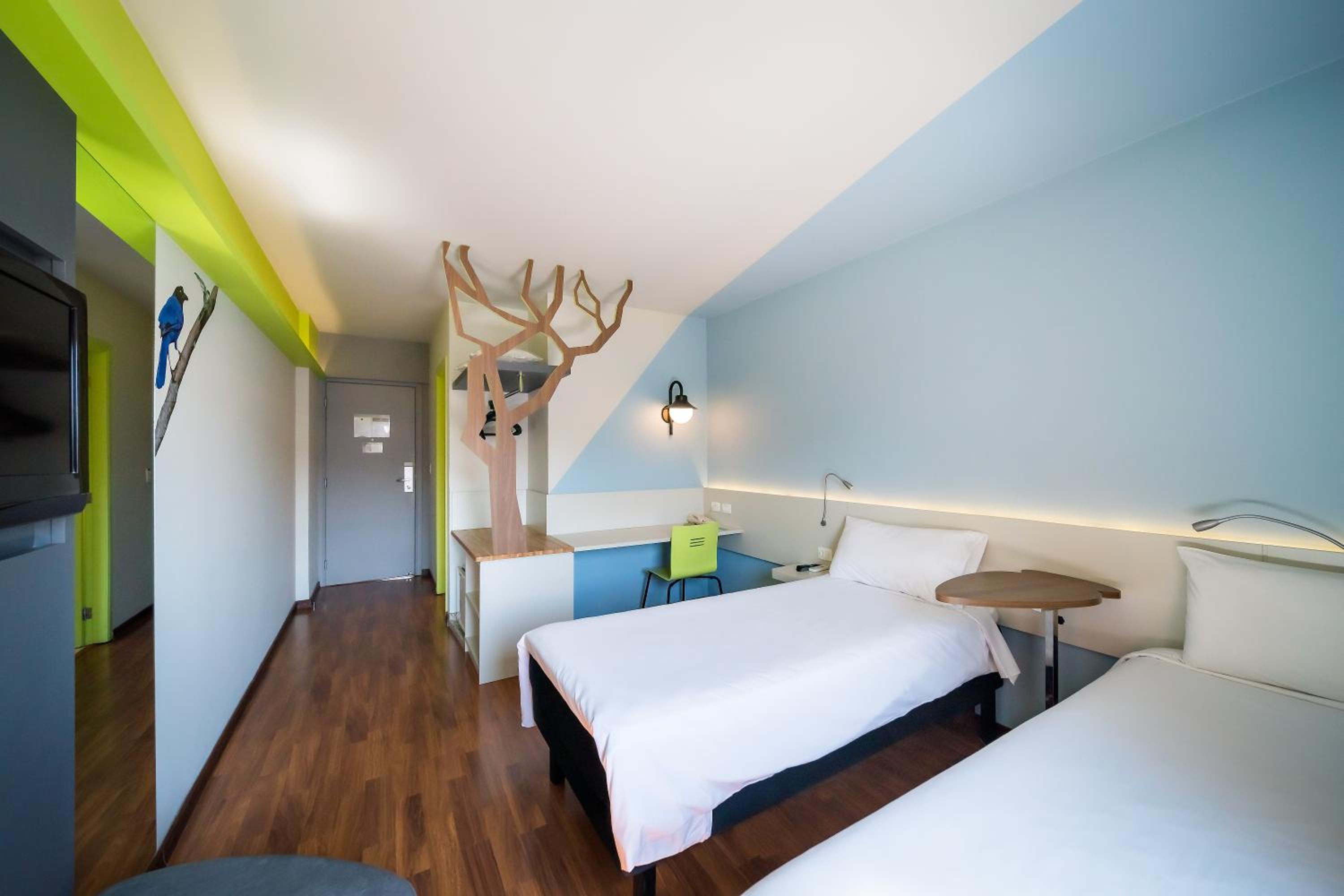 Standard Twin Room
