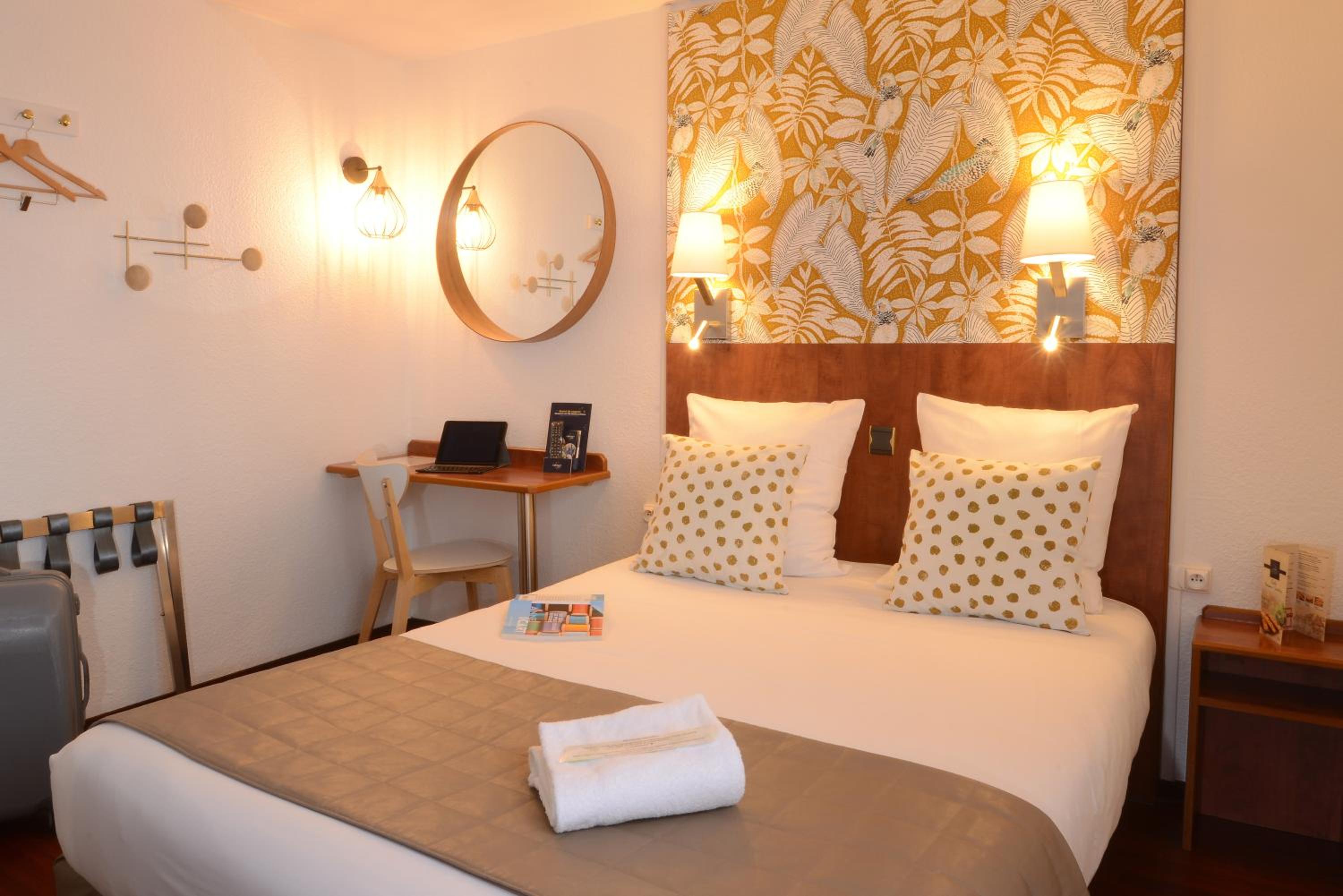 Double Room - Photo 1
