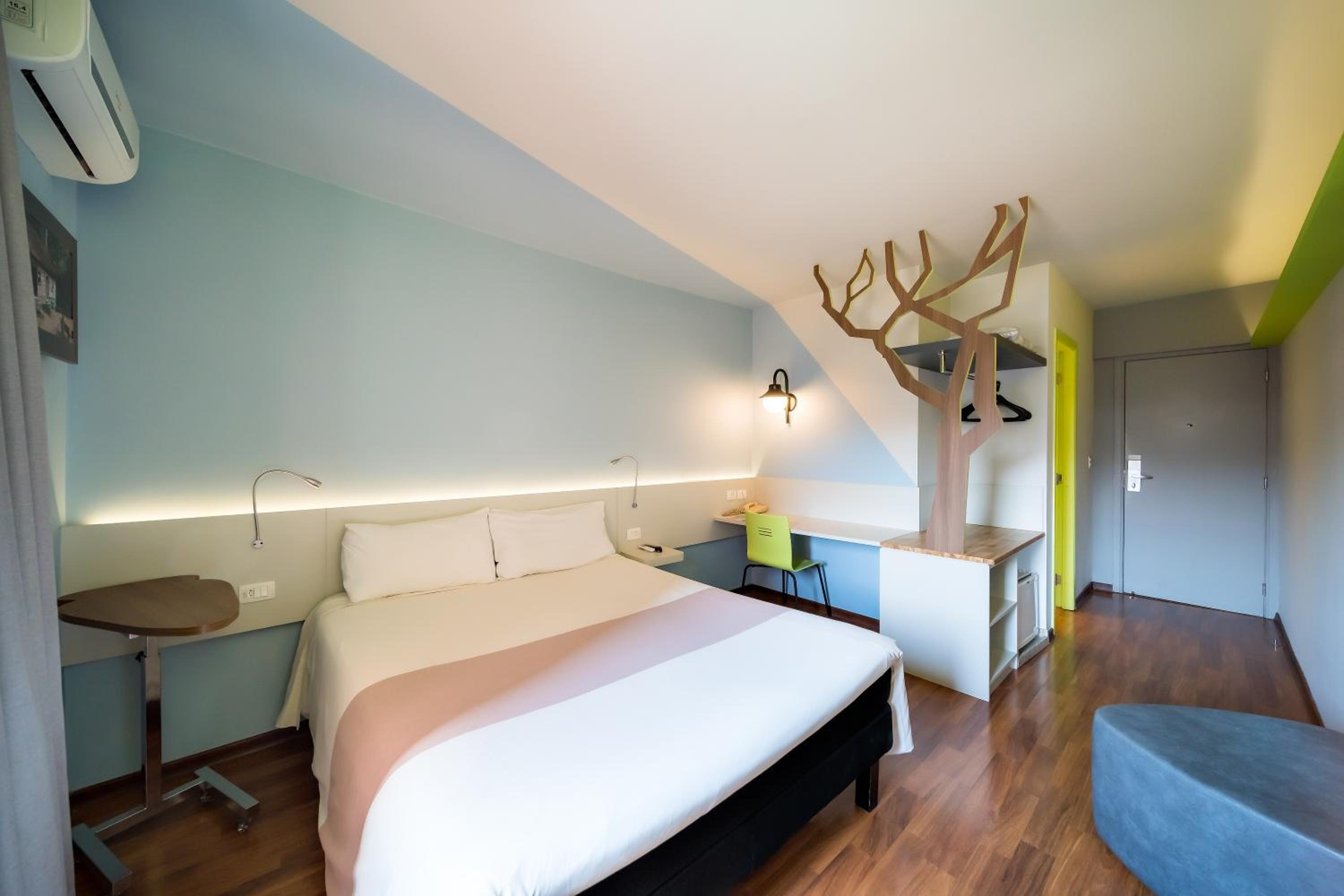 Standard Apartment with One Double Bed