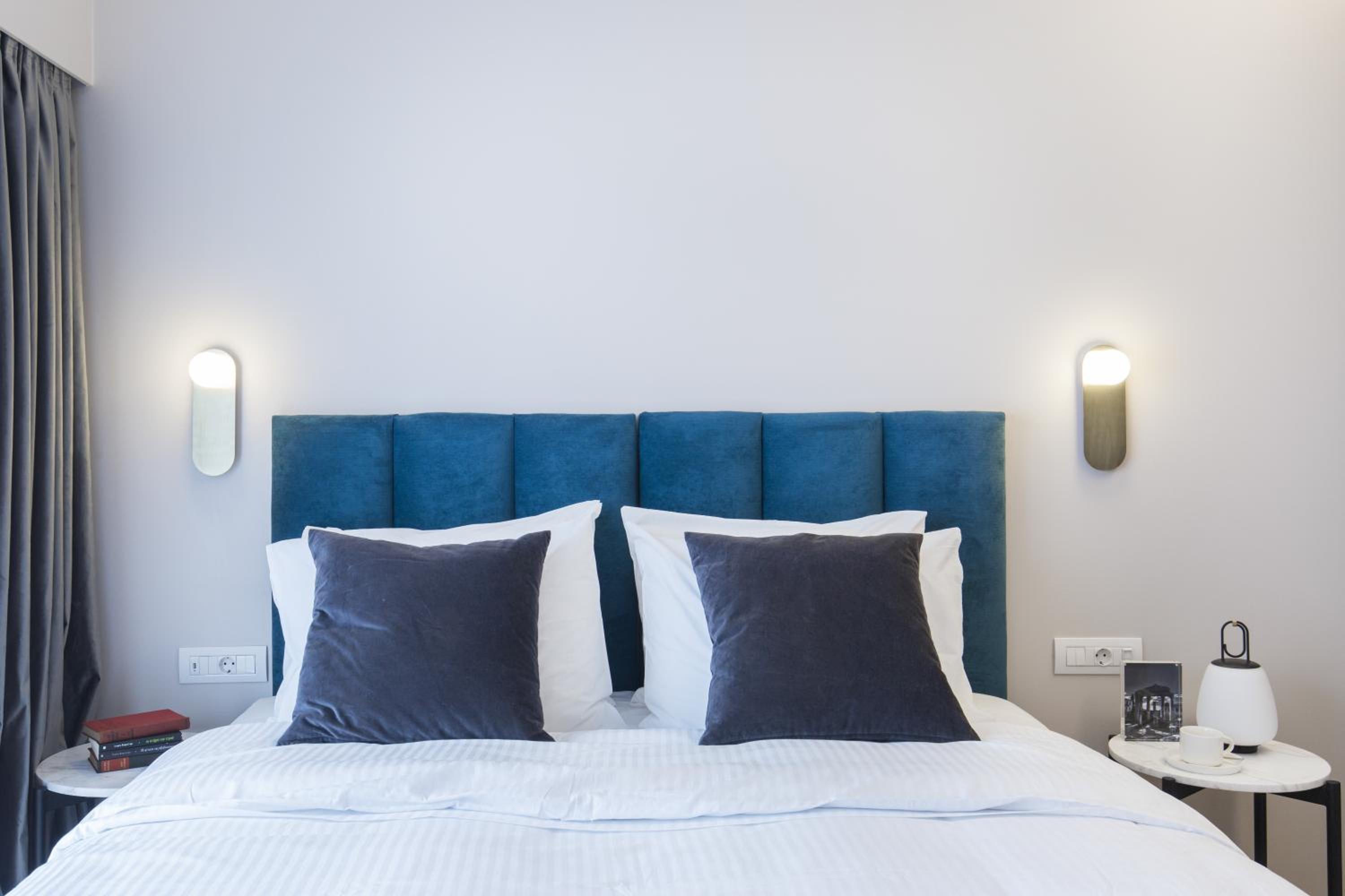 Deluxe Double Room with Balcony photo 2