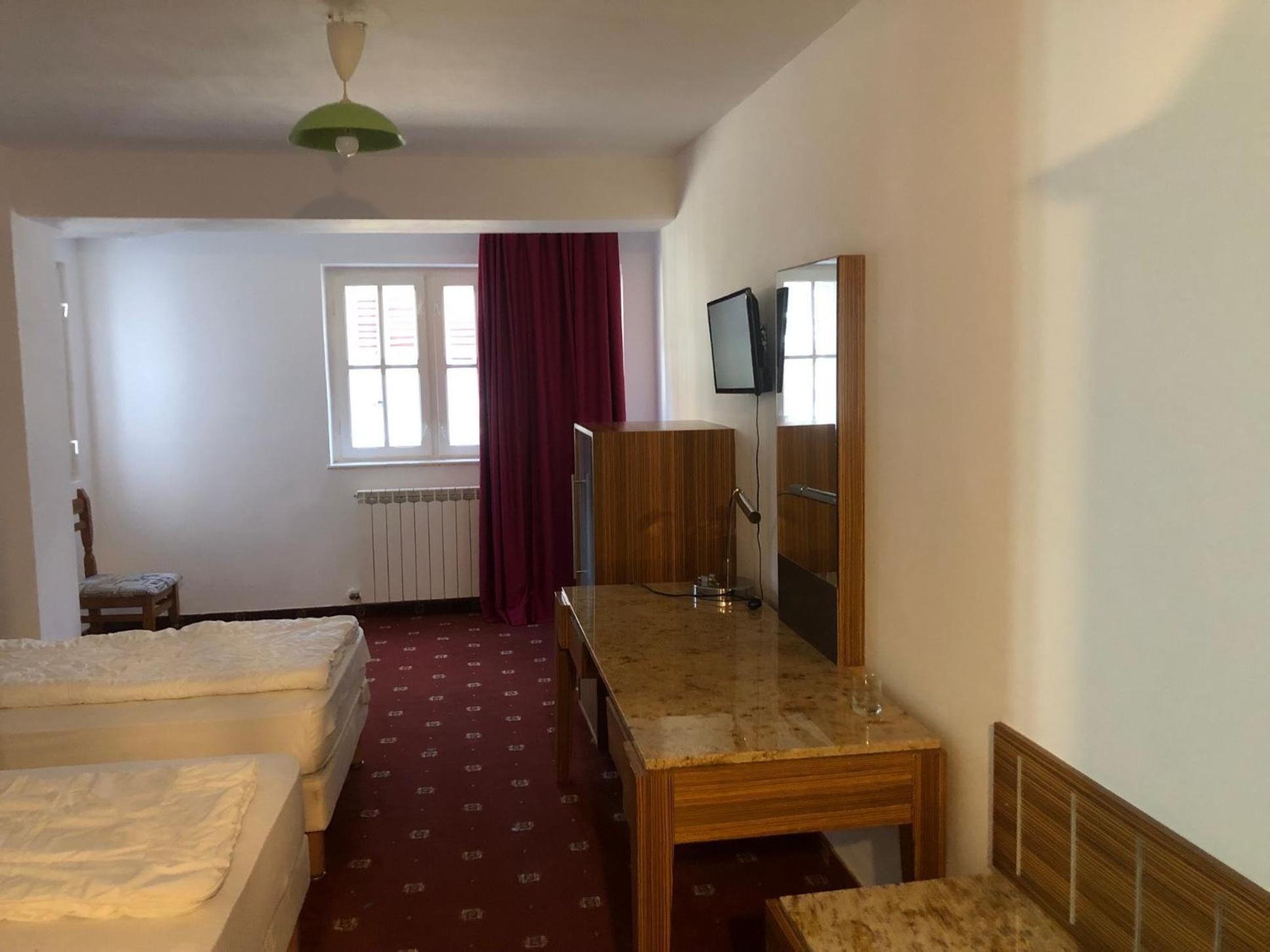 Standard Double Room photo 2