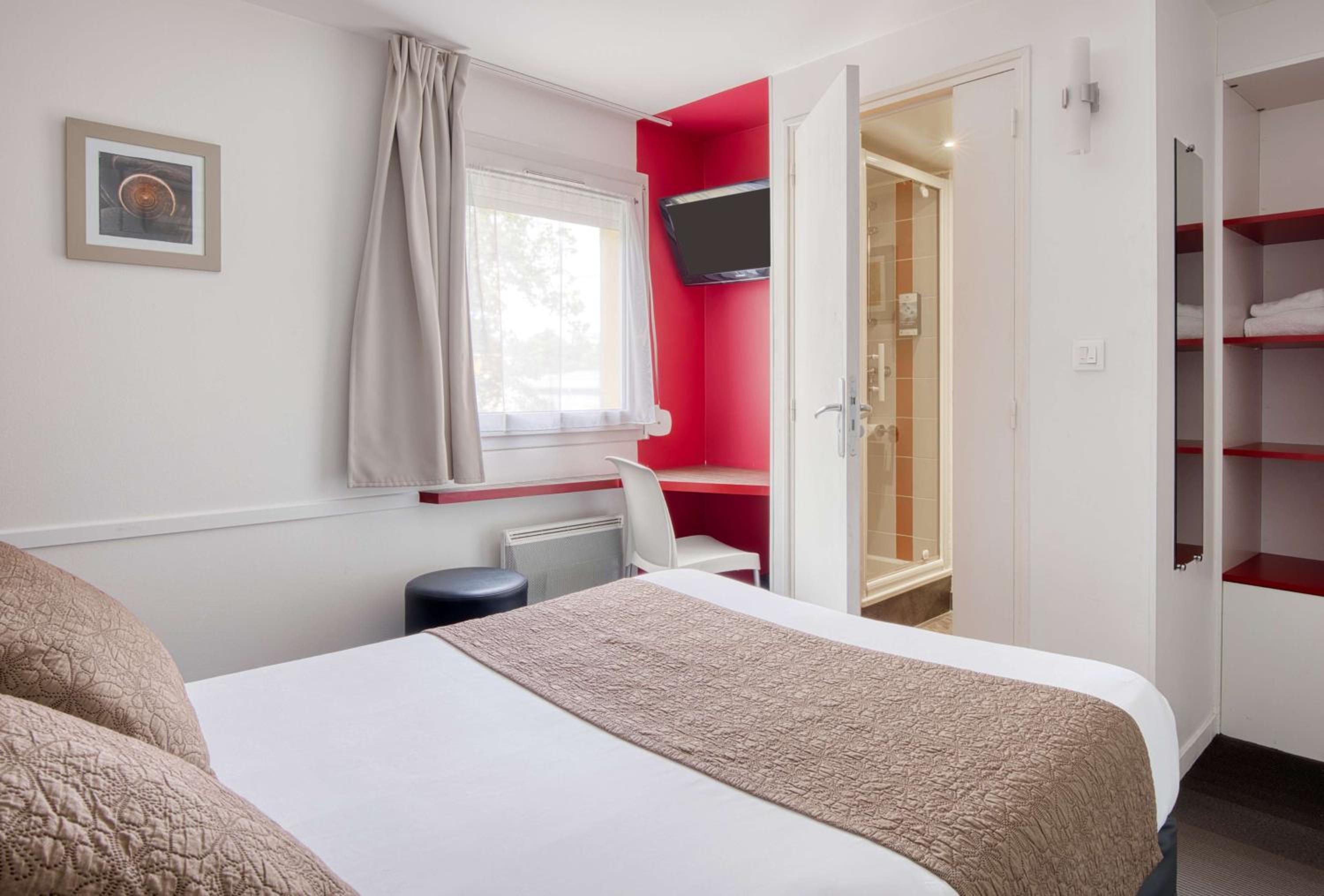 Standard Double Room - Photo 5